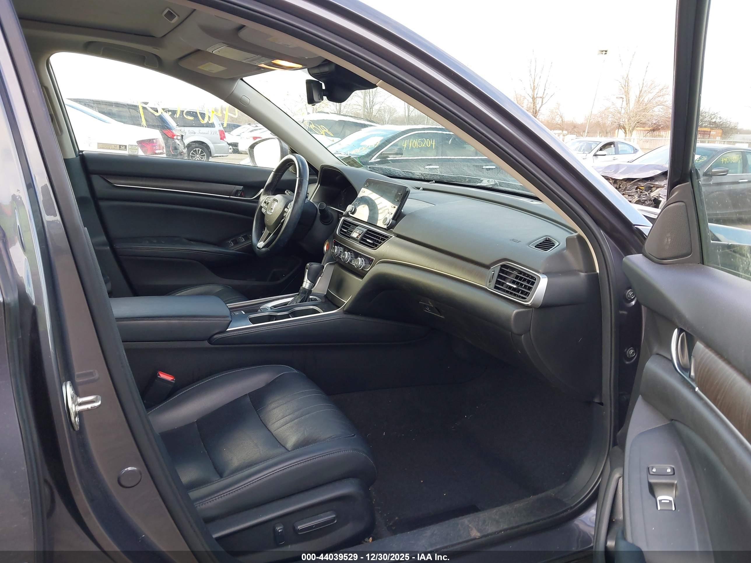 HONDA ACCORD image 5