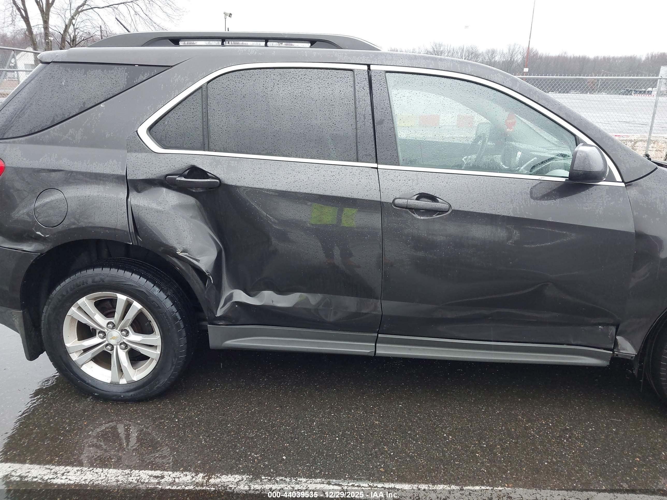 CHEVROLET EQUINOX image 6