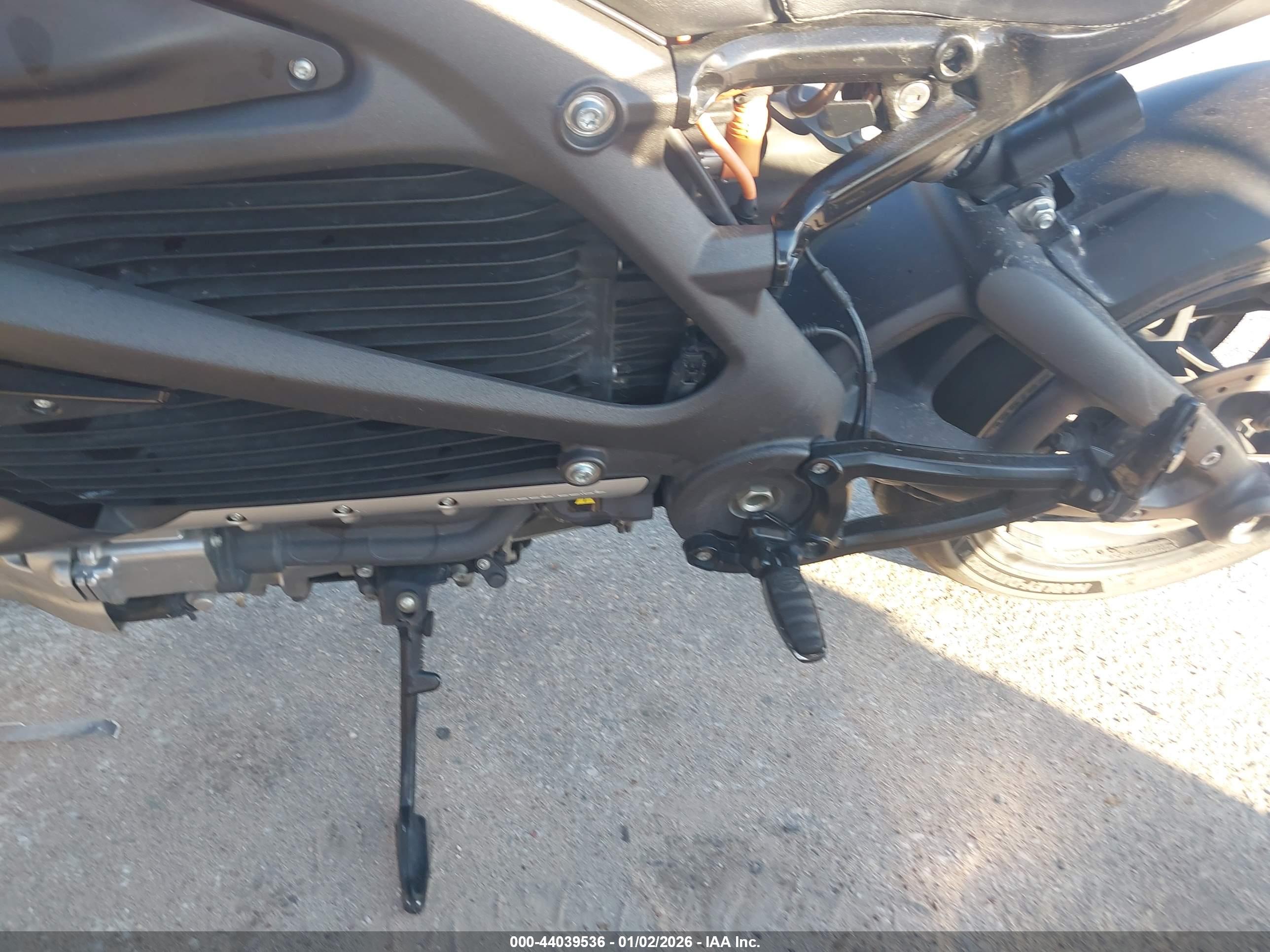 HARLEY-DAVIDSON ELW image 9