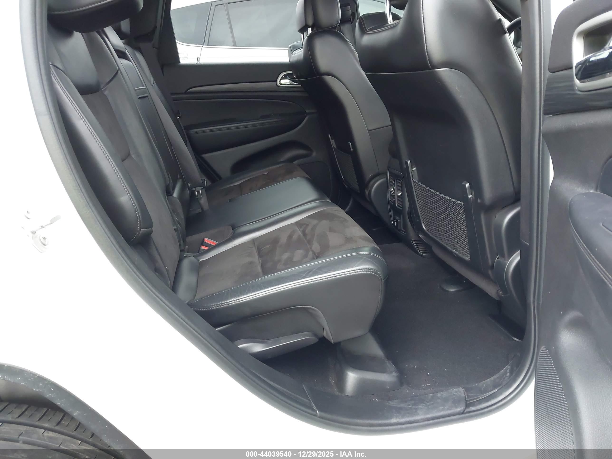 JEEP GRAND image 8