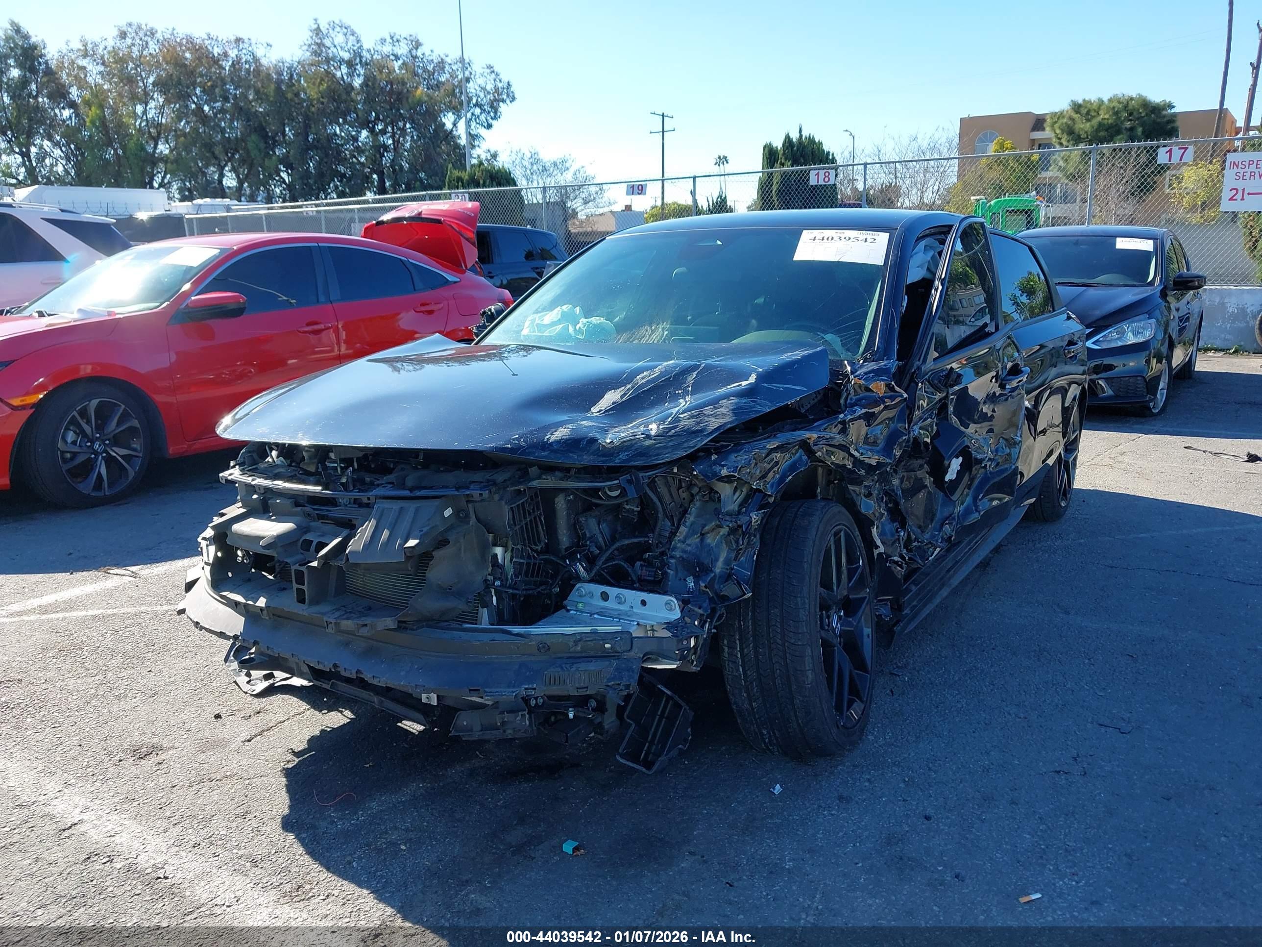 HONDA CIVIC image 2
