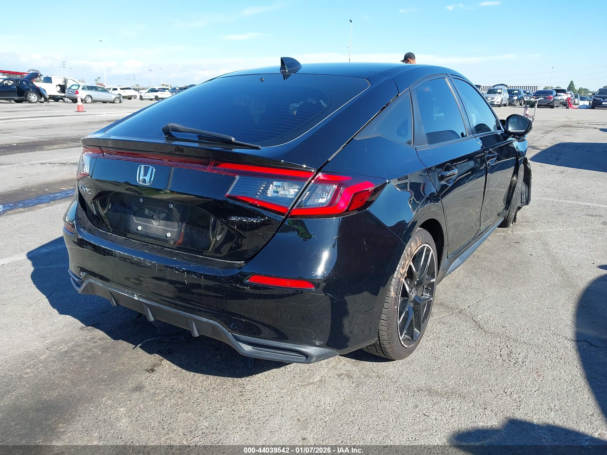 HONDA CIVIC image 4