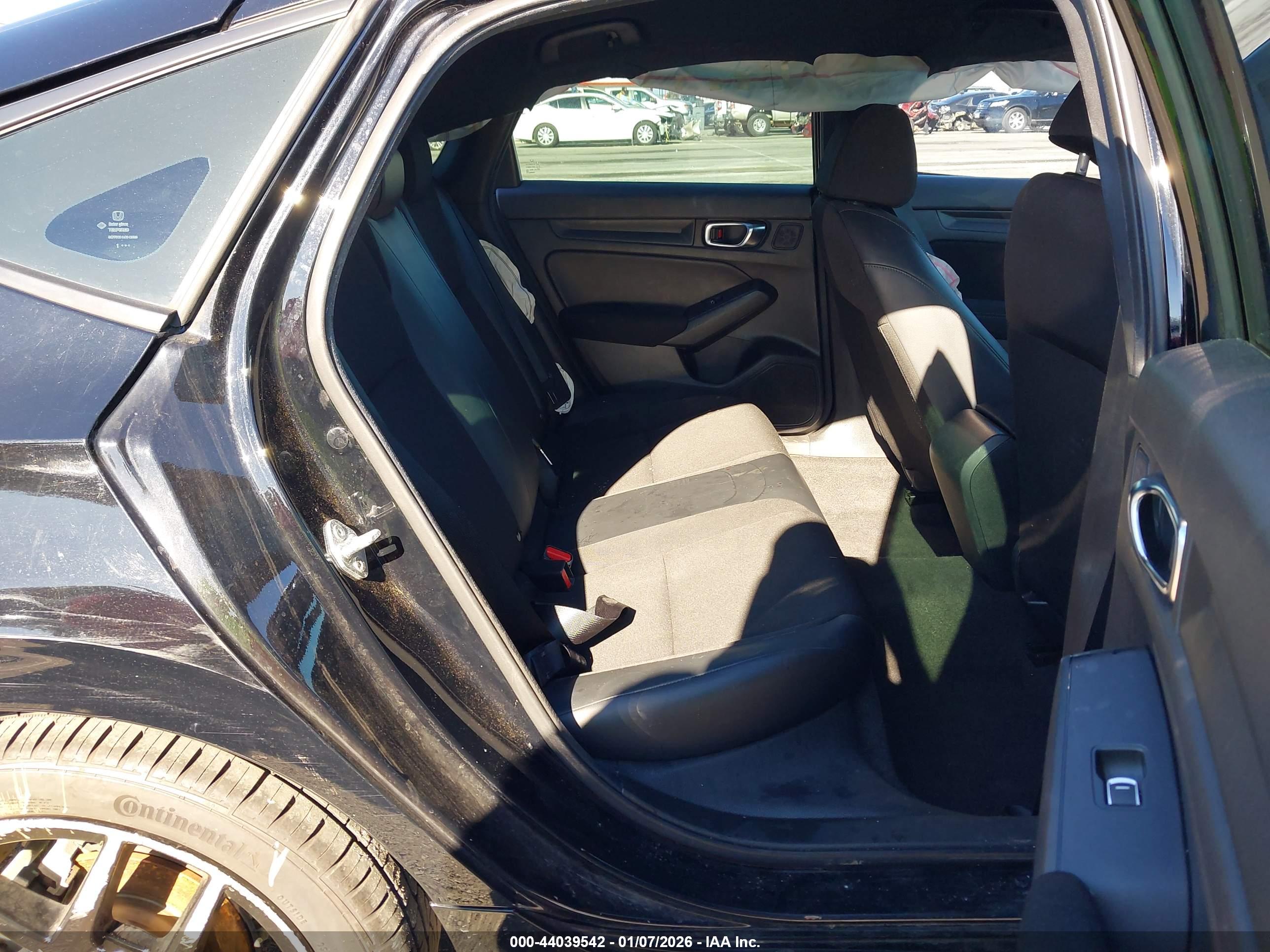 HONDA CIVIC image 8