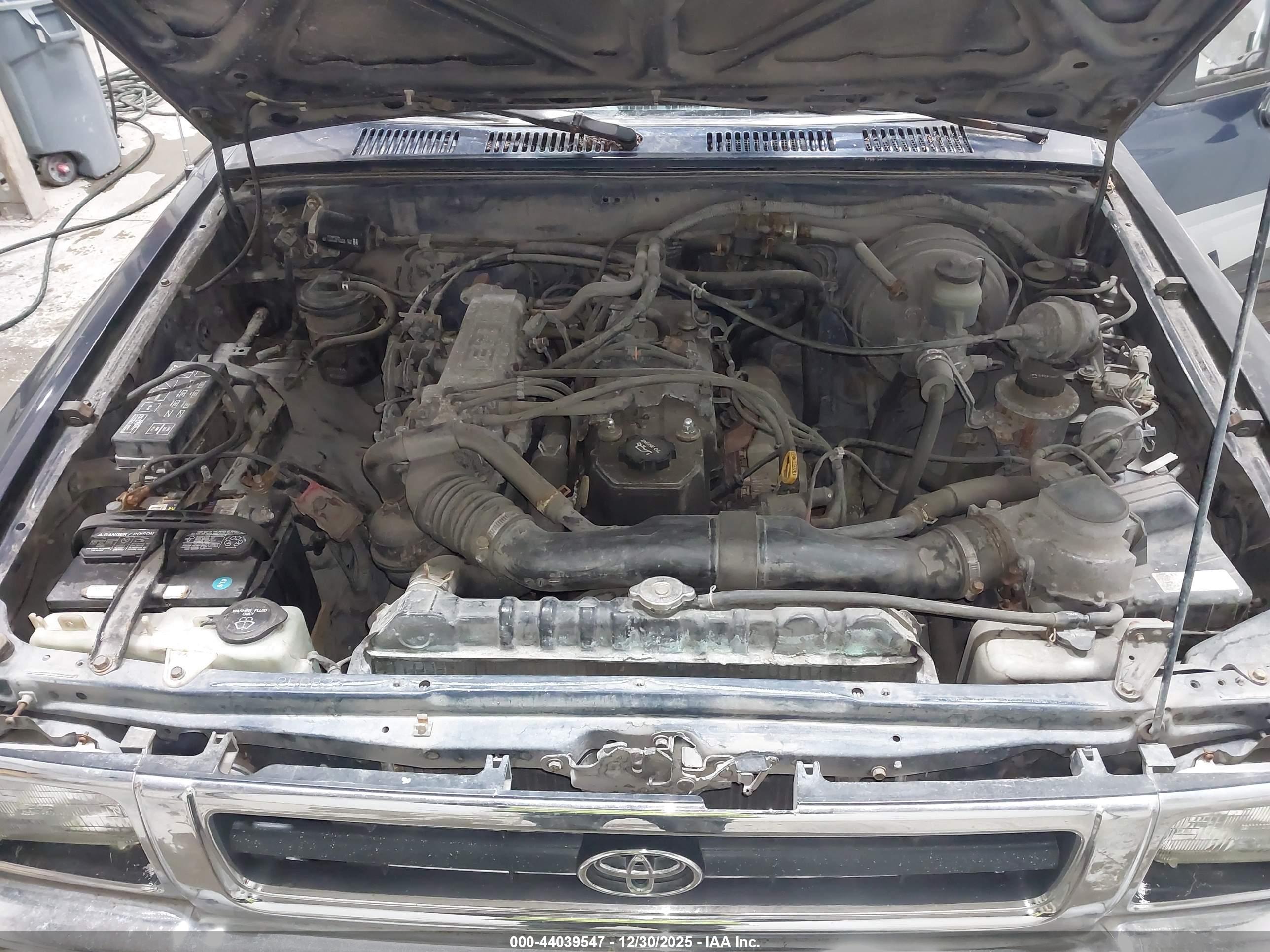 TOYOTA PICKUP image 10