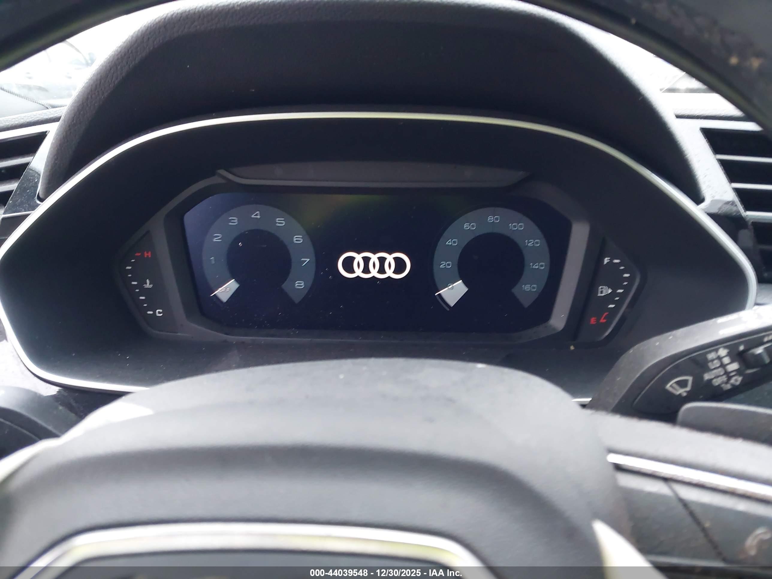 AUDI Q3 image 7