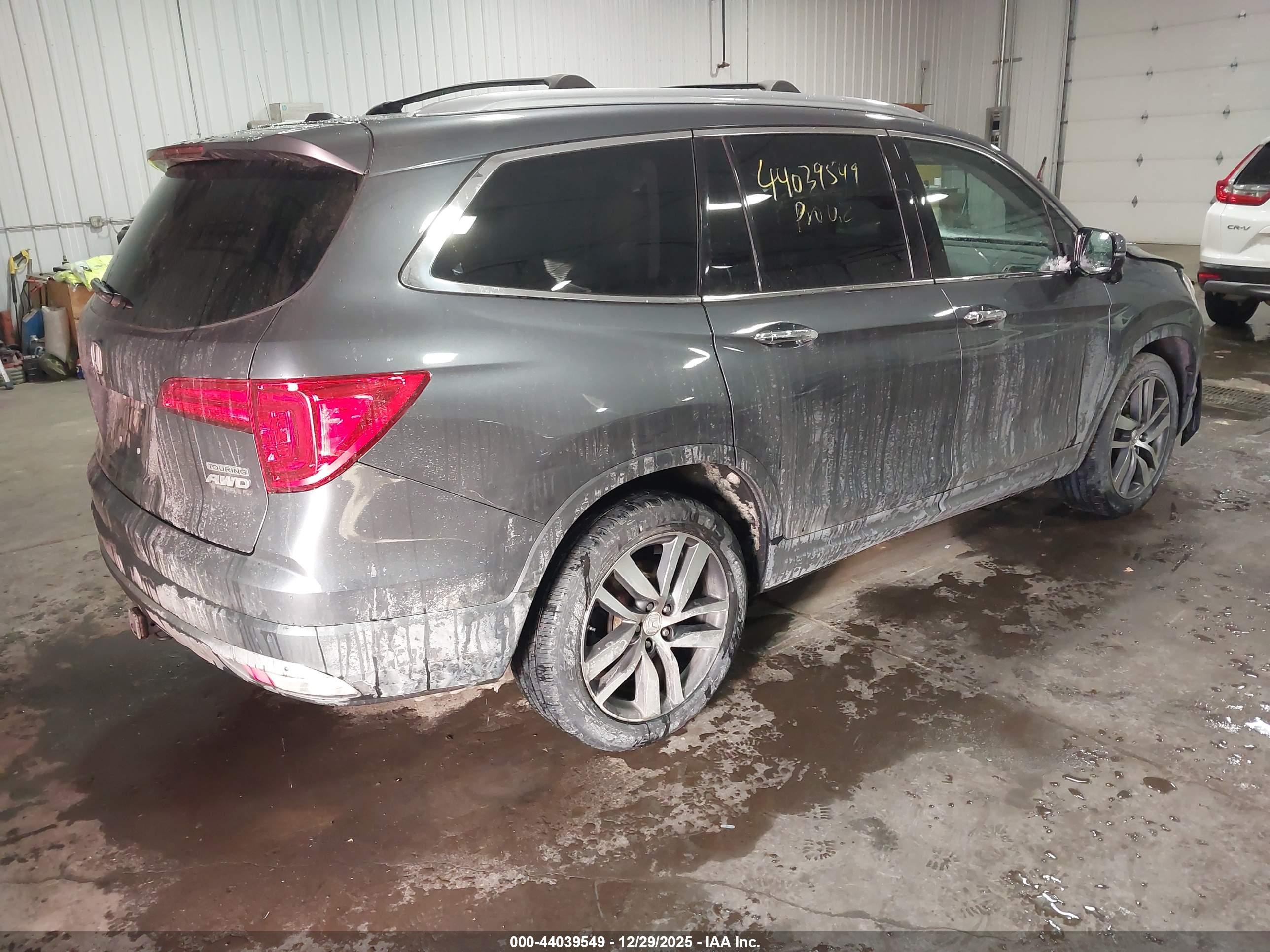 HONDA PILOT image 4
