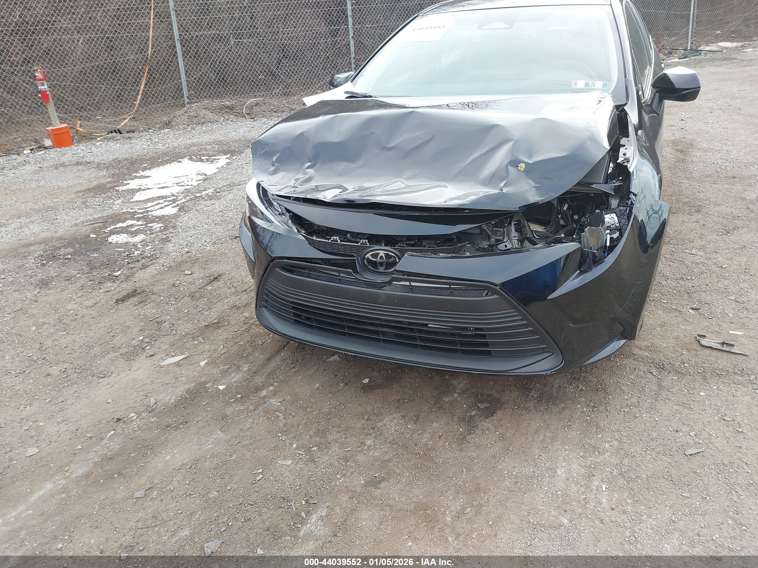 TOYOTA COROLLA image 6