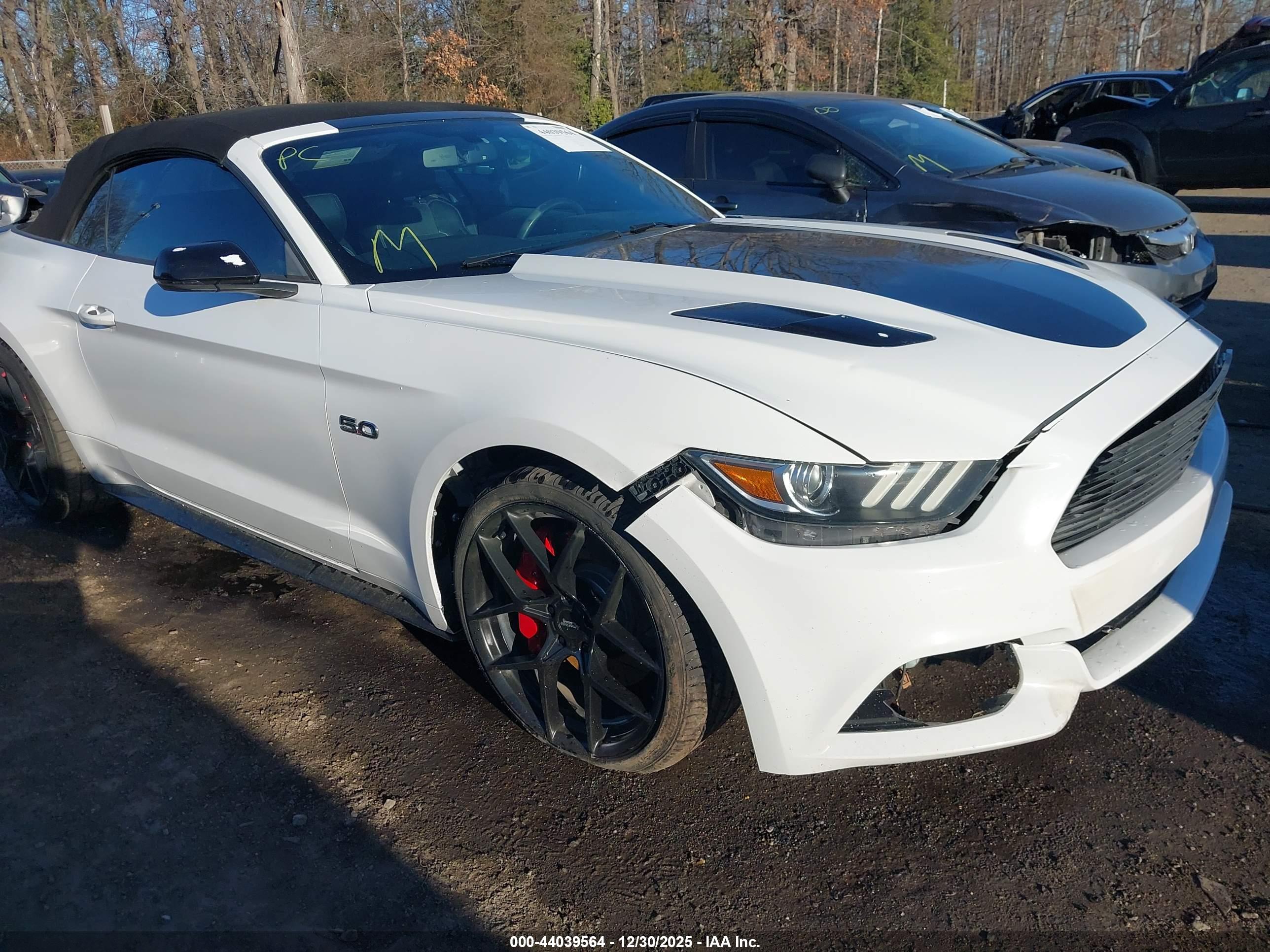 FORD MUSTANG image 6