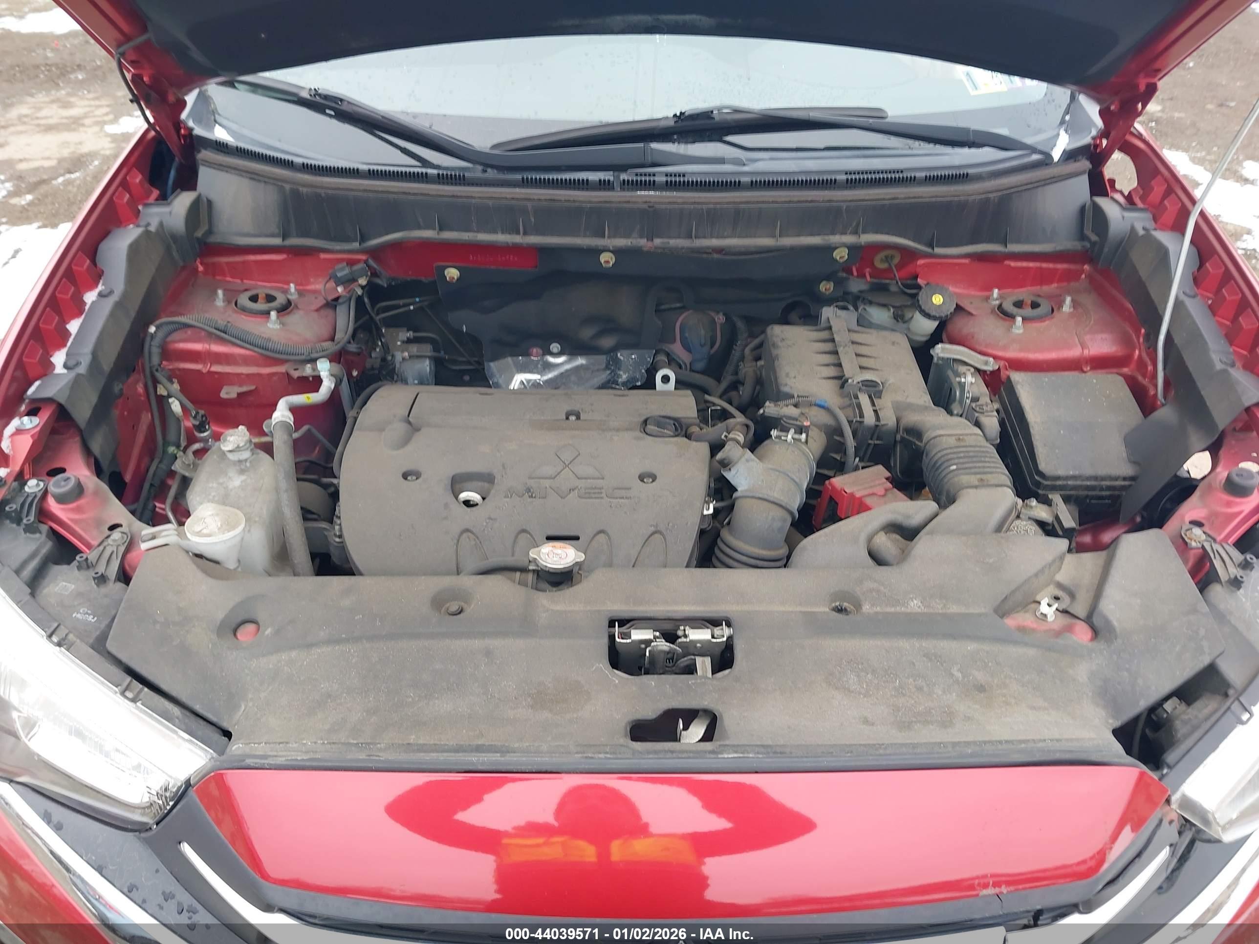 MITSUBISHI OUTLANDER image 10