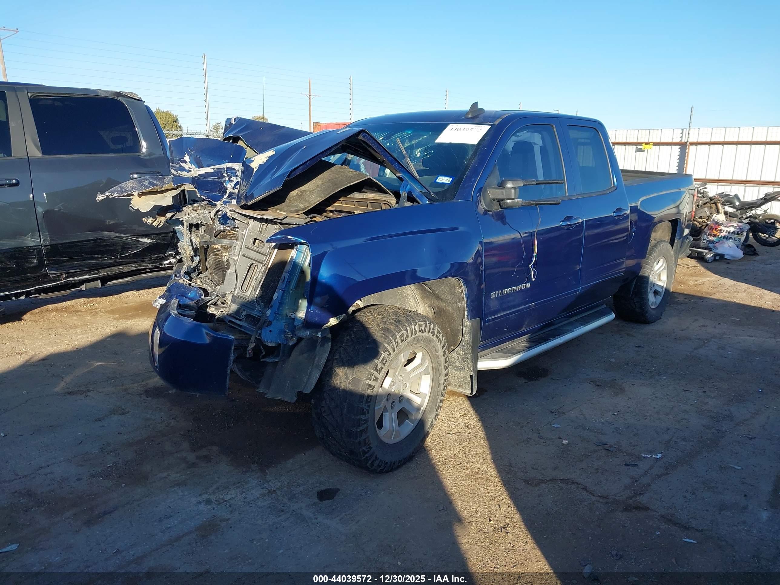 CHEVROLET SILVERADO image 2