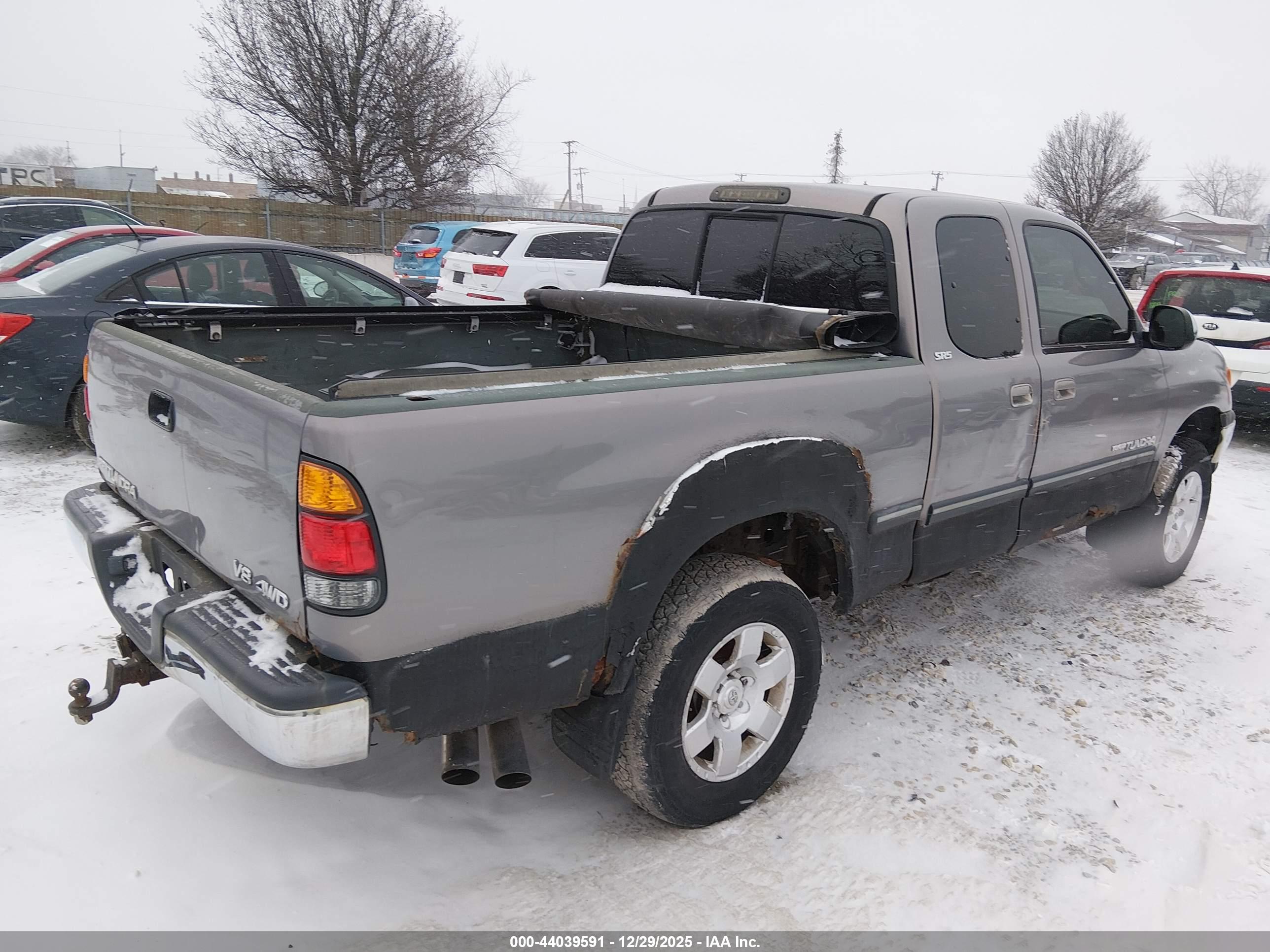 TOYOTA TUNDRA image 4
