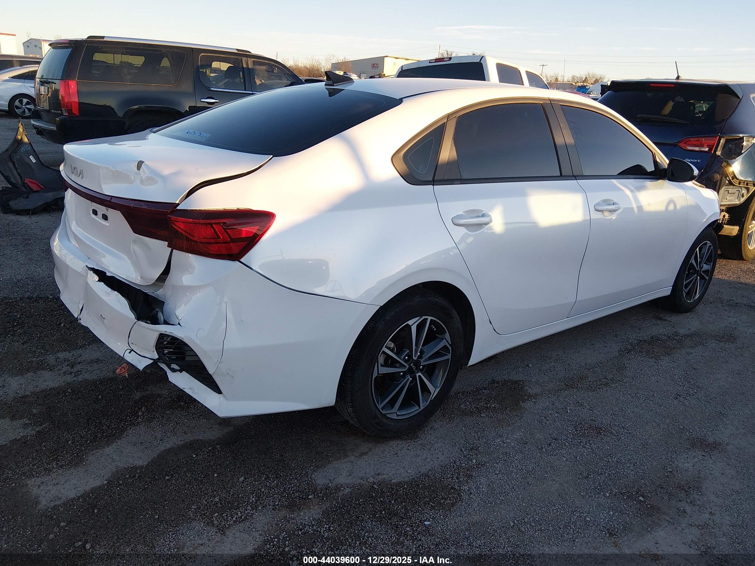 KIA FORTE image 4