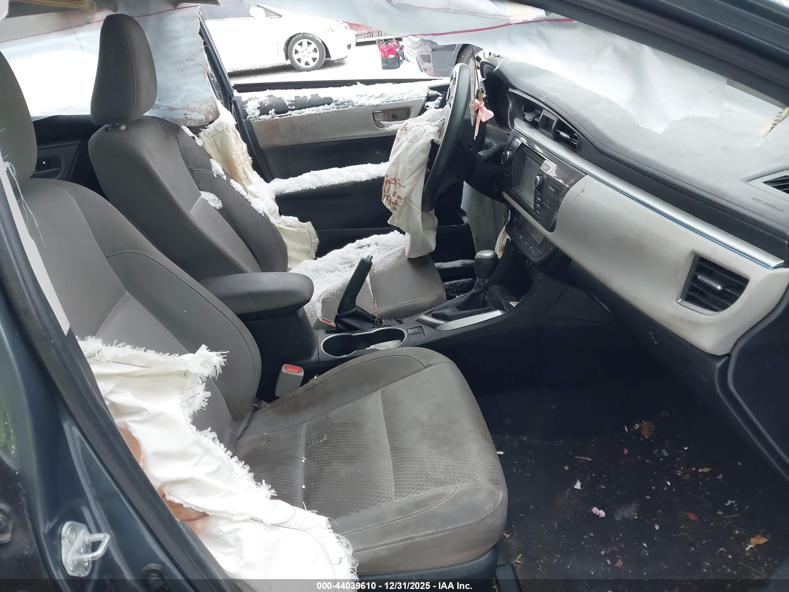 TOYOTA COROLLA image 5