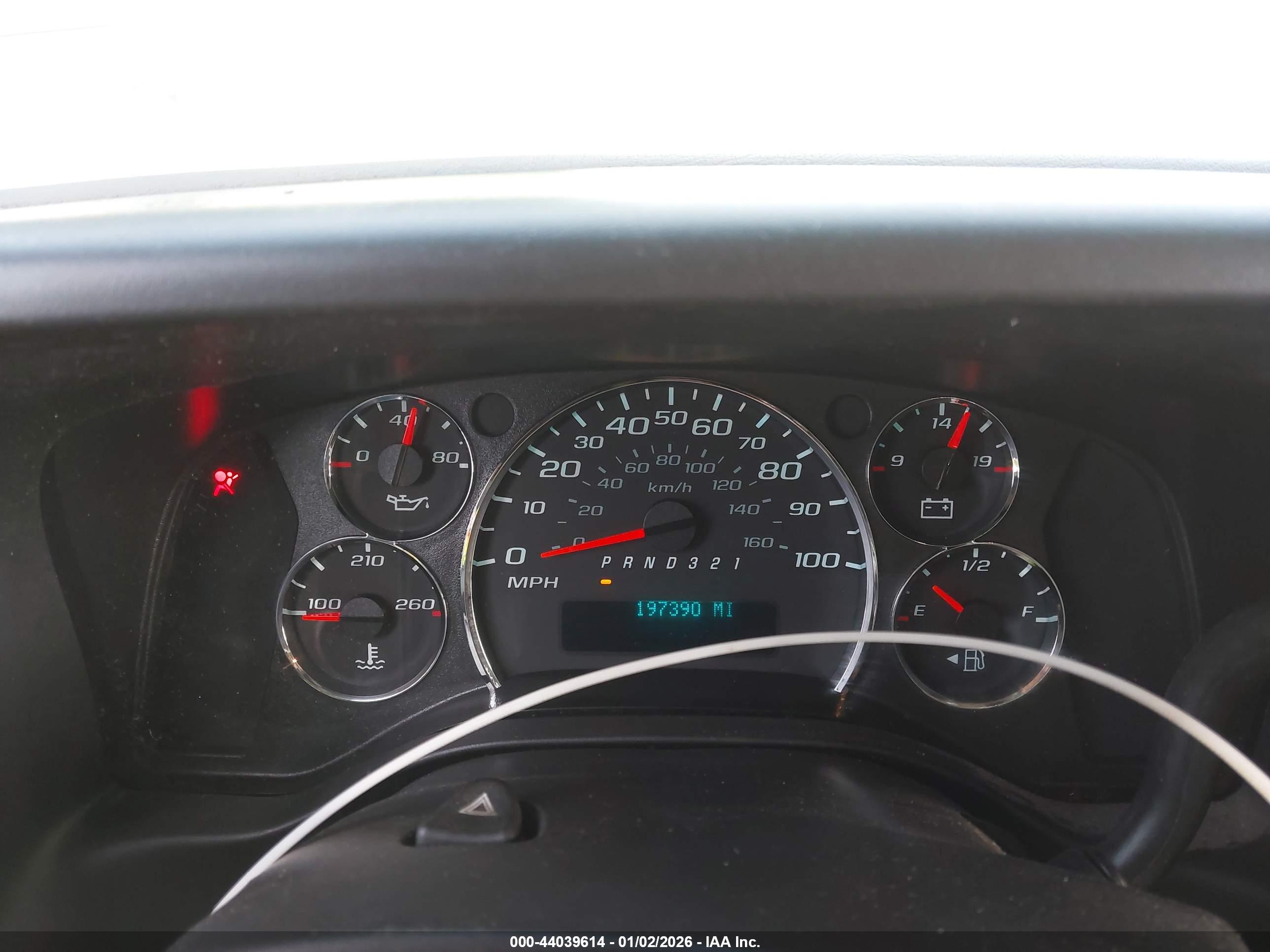 CHEVROLET EXPRESS image 7