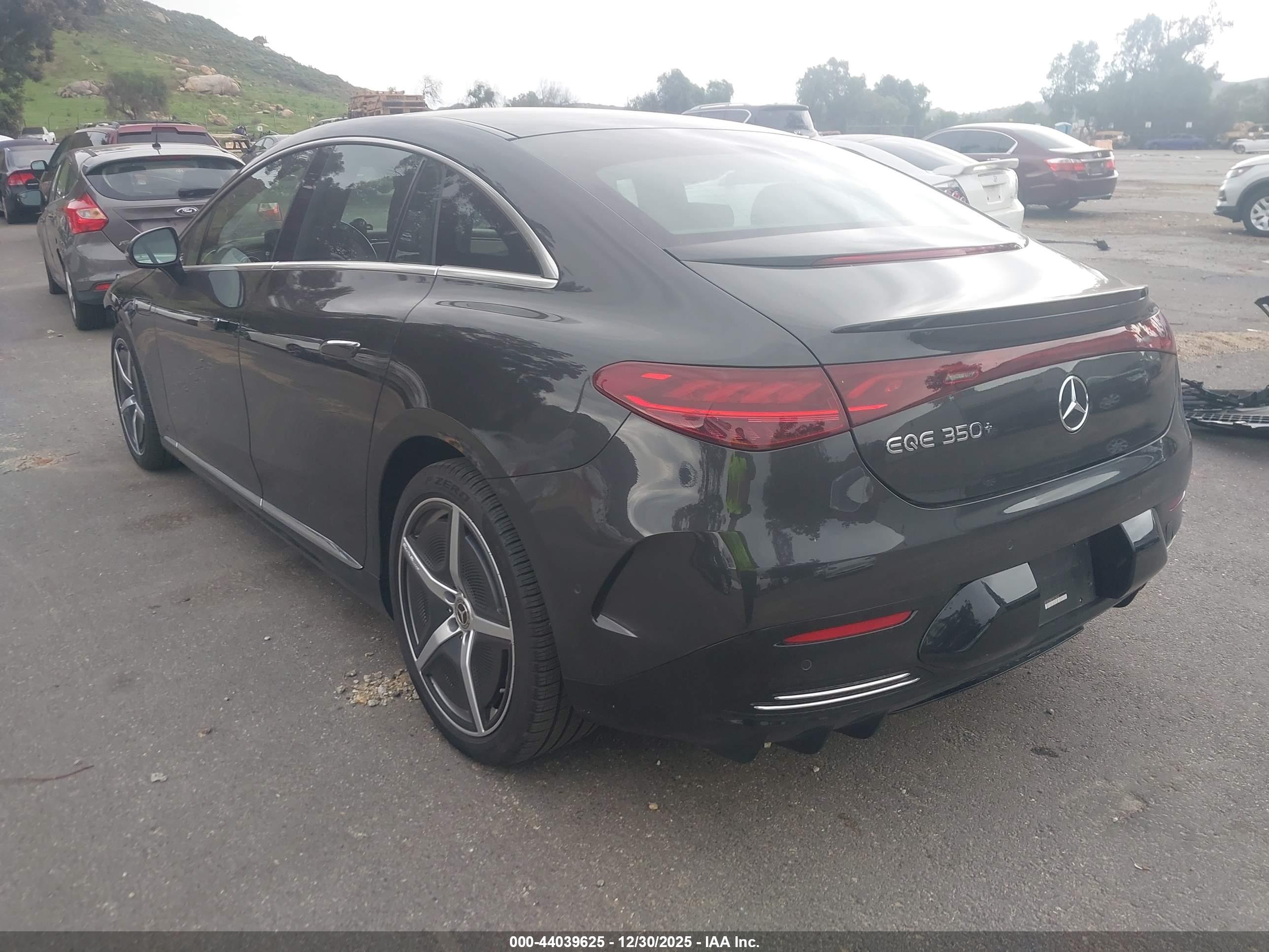 MERCEDES-BENZ EQE image 3