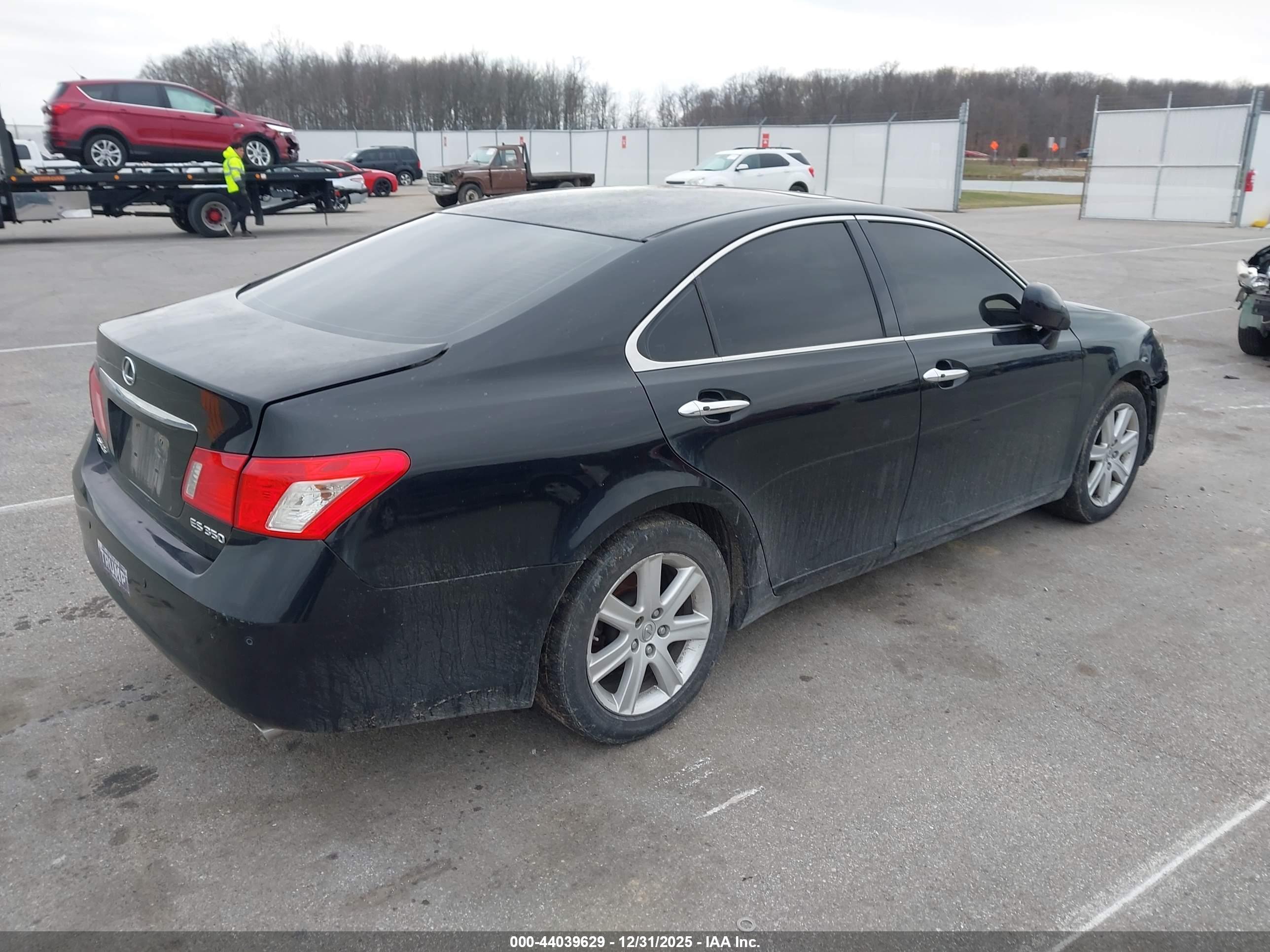 LEXUS ES image 4
