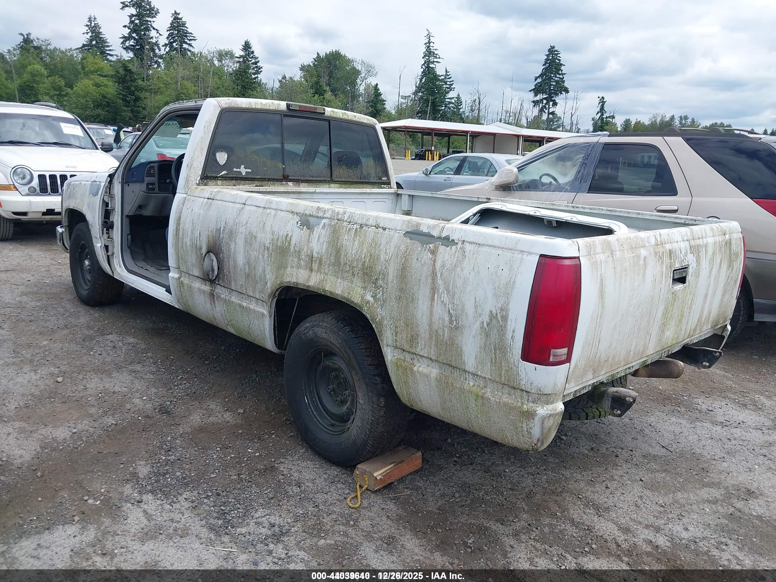 GMC SIERRA image 3
