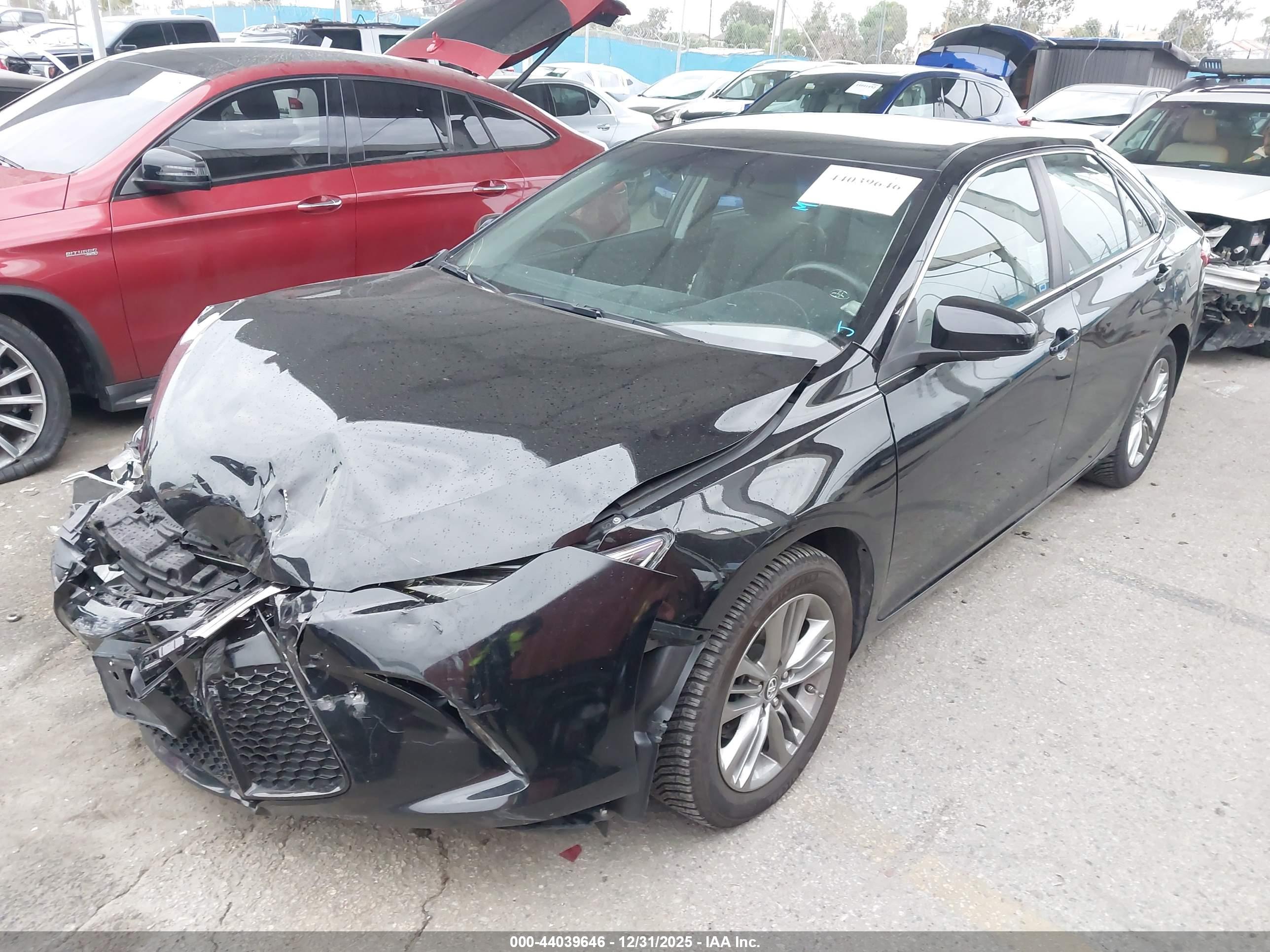 TOYOTA CAMRY image 2
