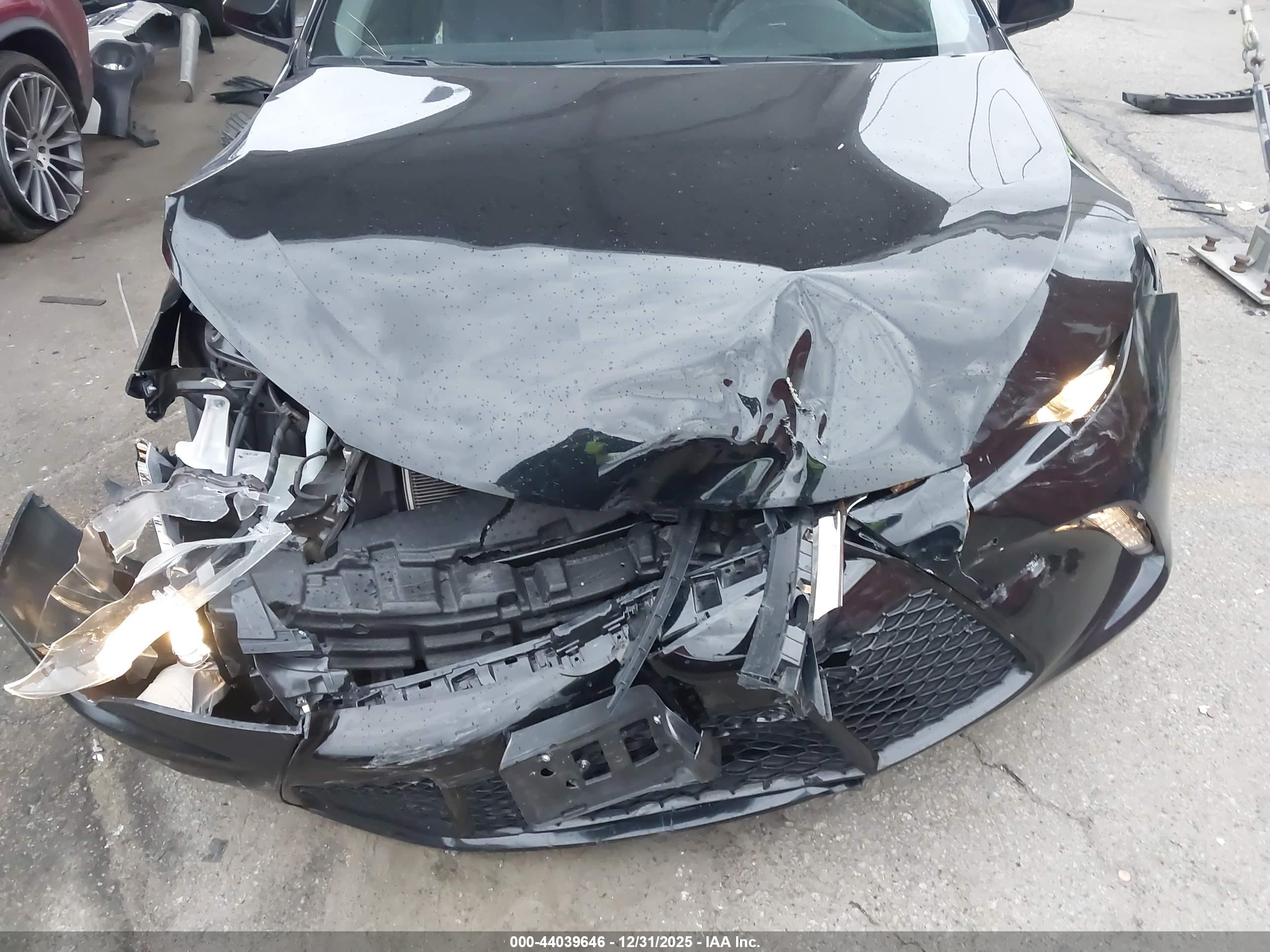 TOYOTA CAMRY image 6