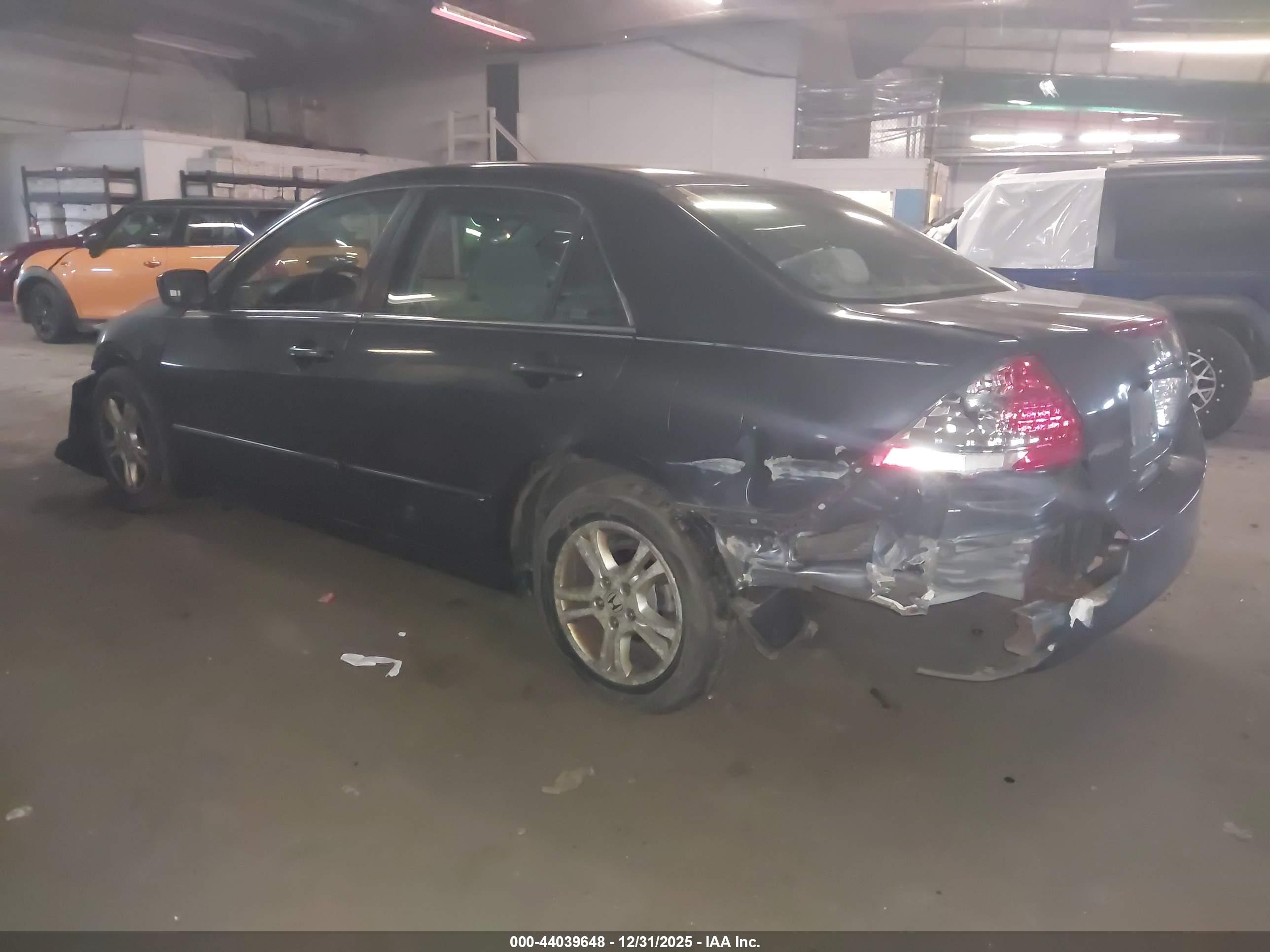 HONDA ACCORD image 3