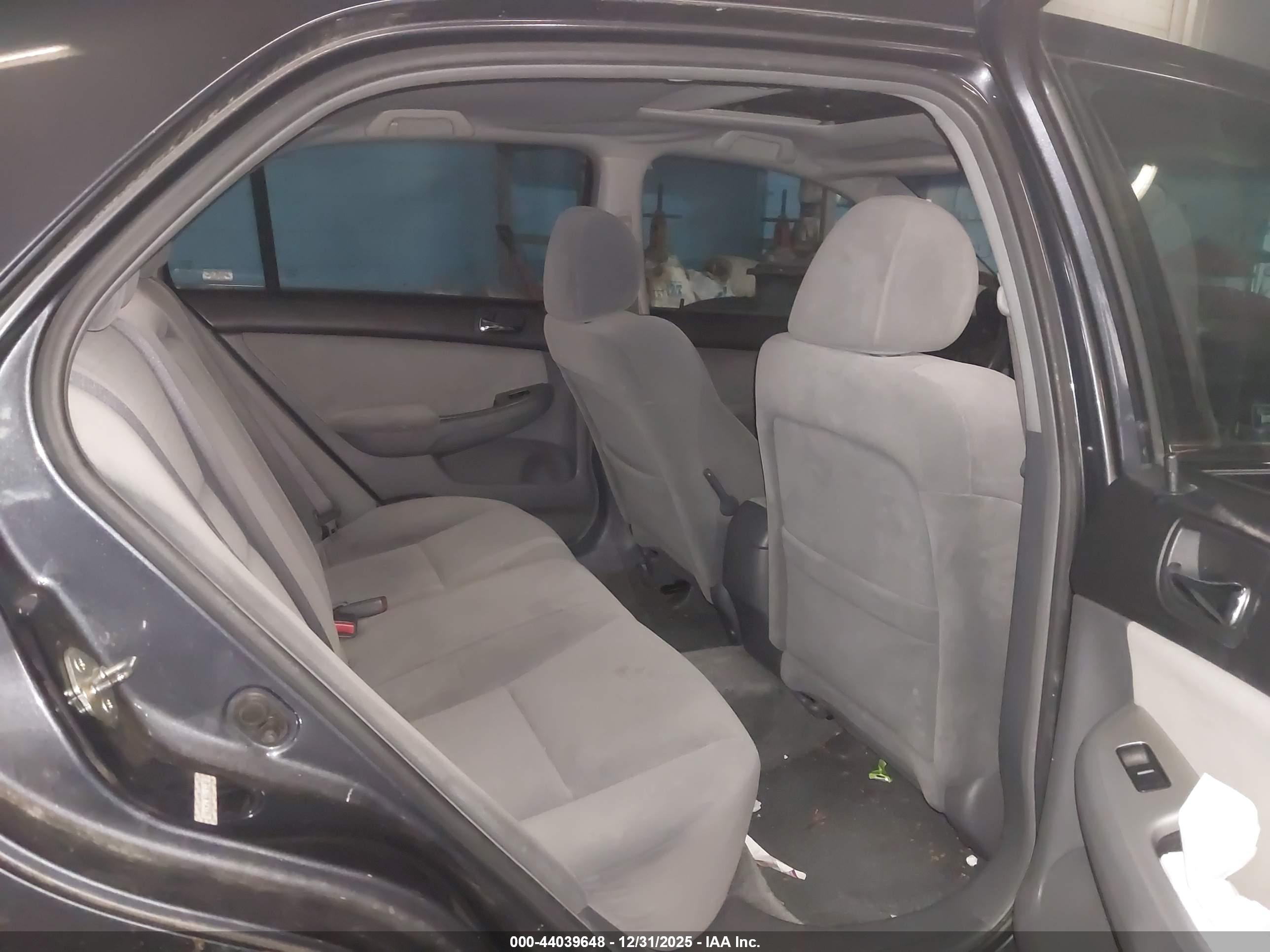 HONDA ACCORD image 8