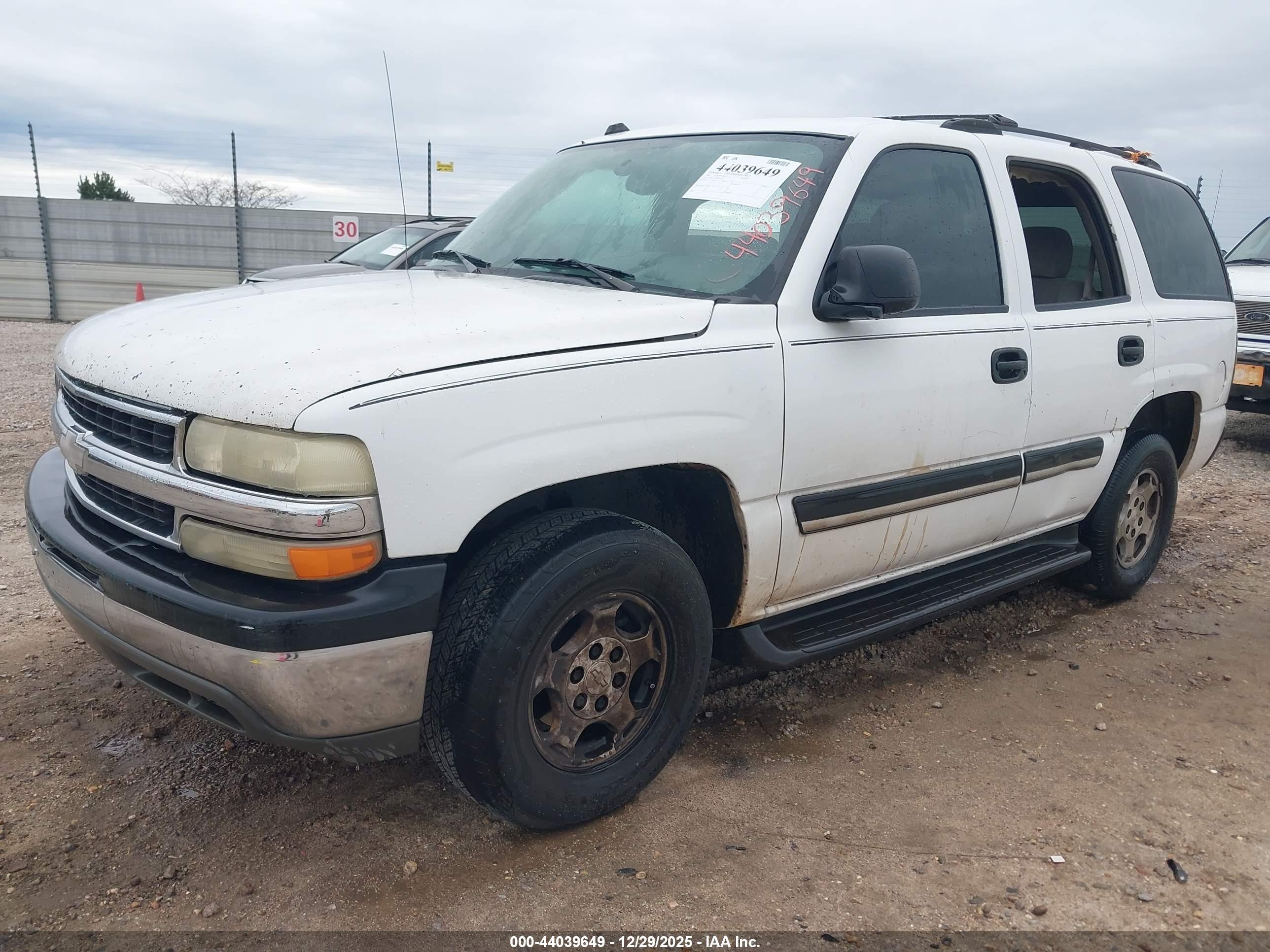 CHEVROLET TAHOE image 2
