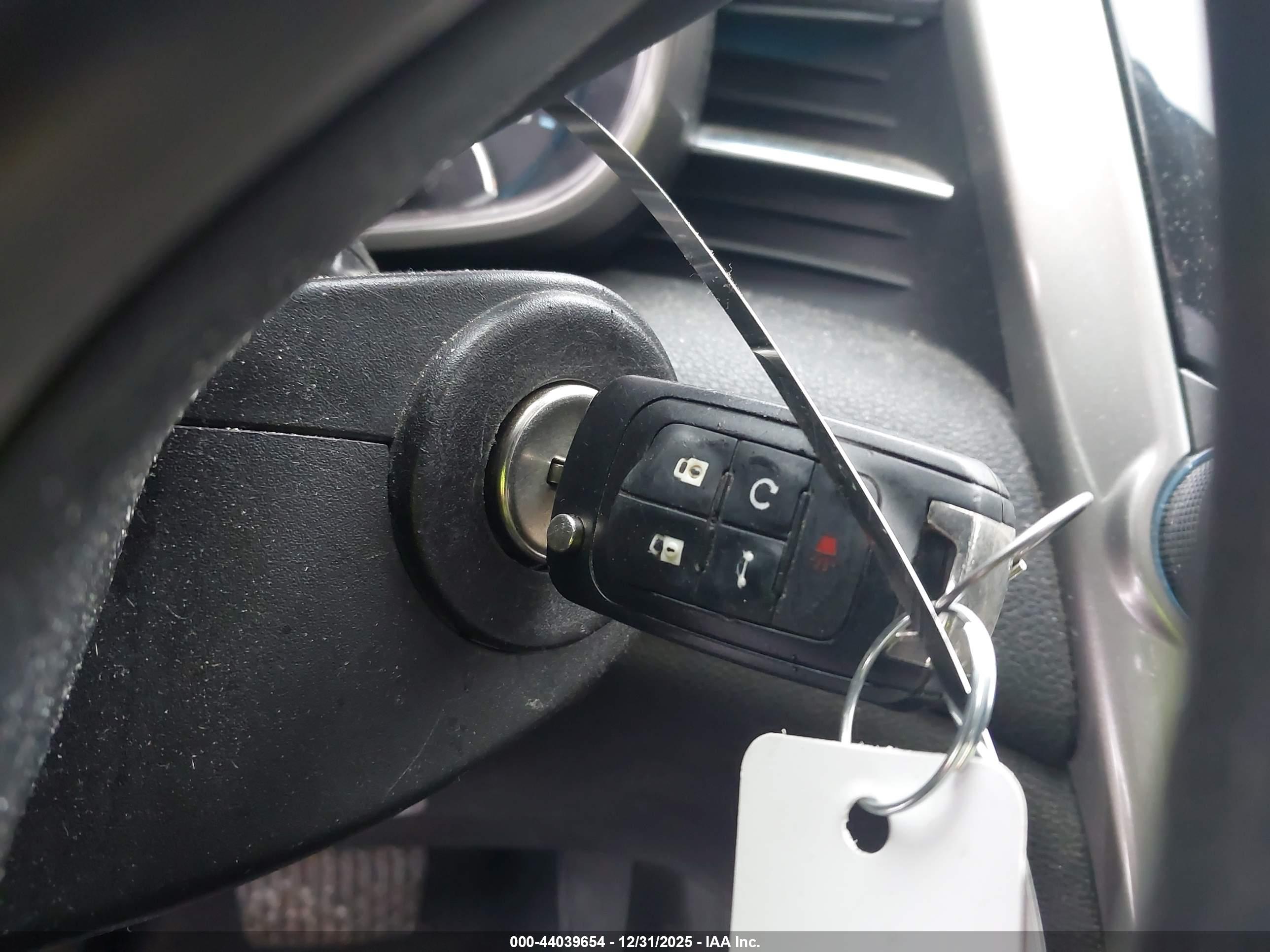CHEVROLET MALIBU image 11