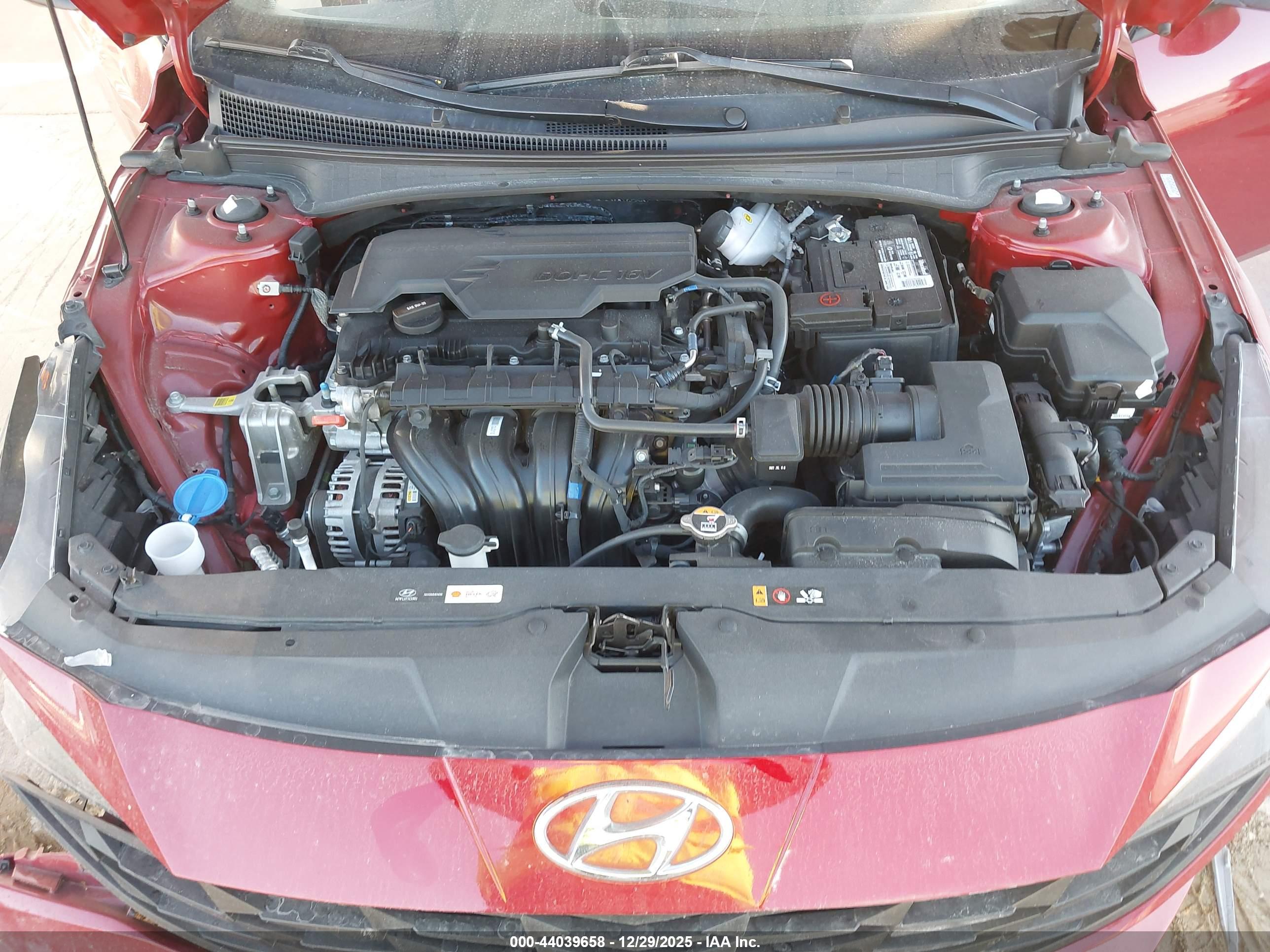 HYUNDAI ELANTRA image 10
