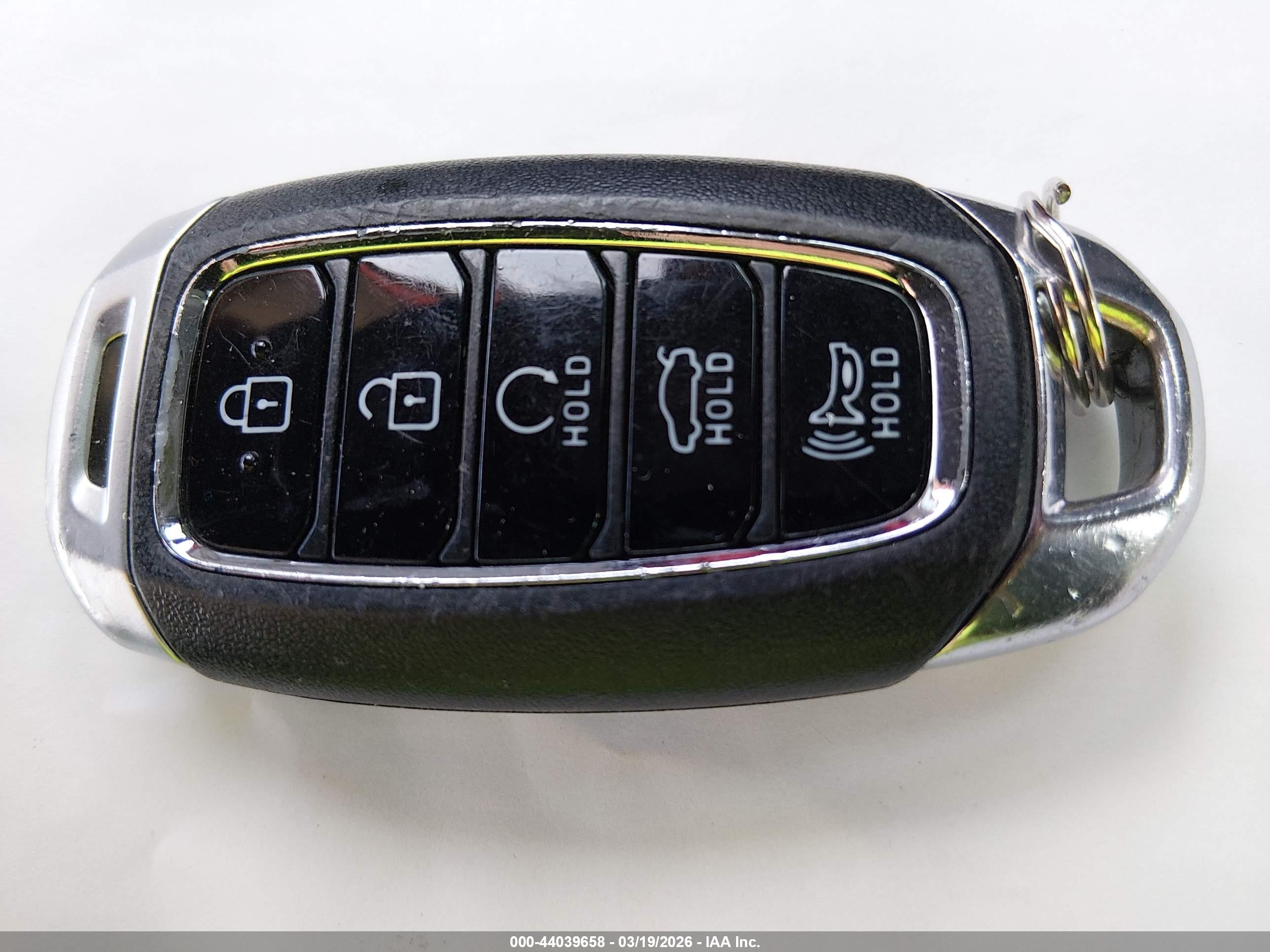 HYUNDAI ELANTRA image 11