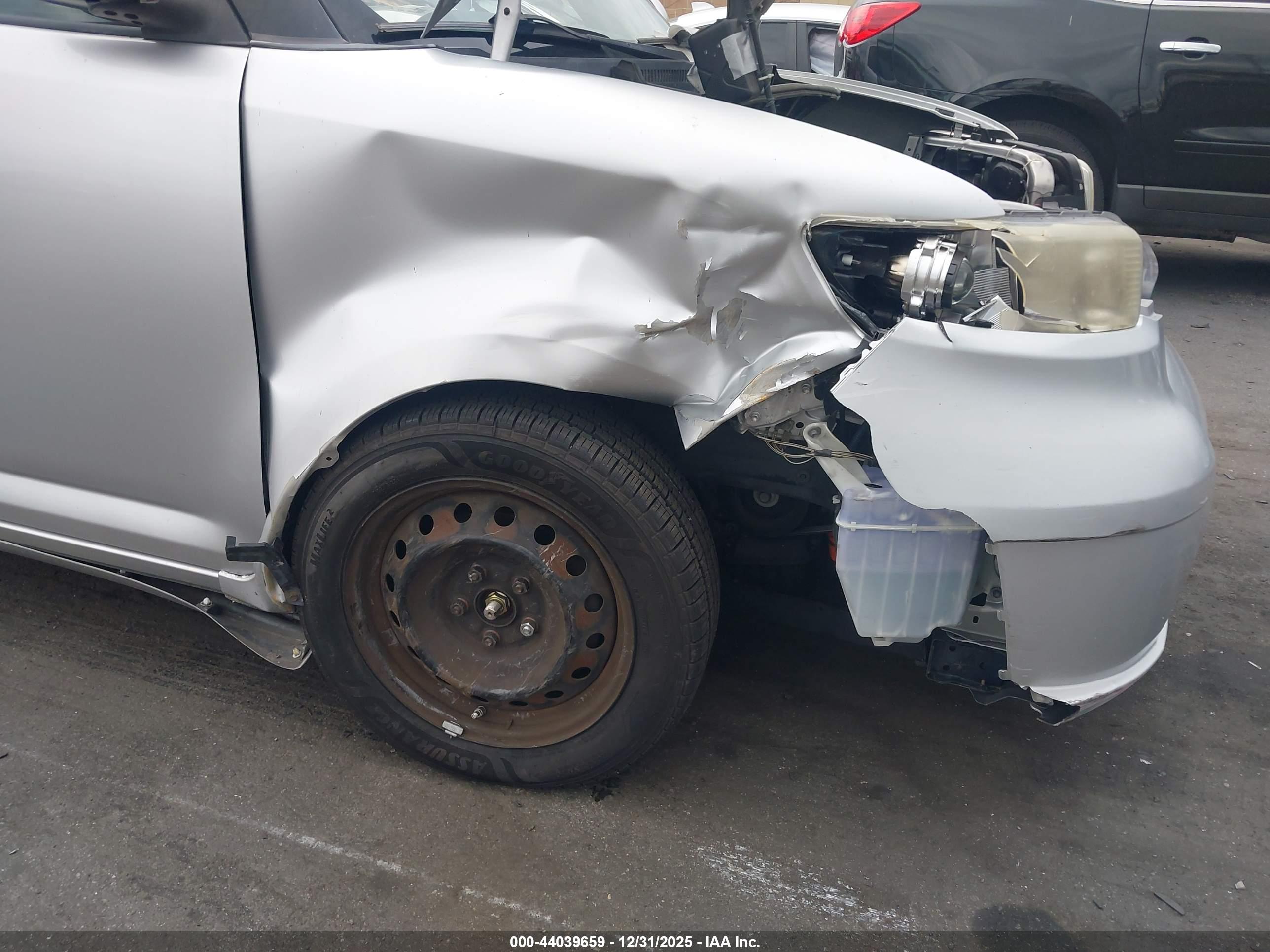 SCION XB image 6