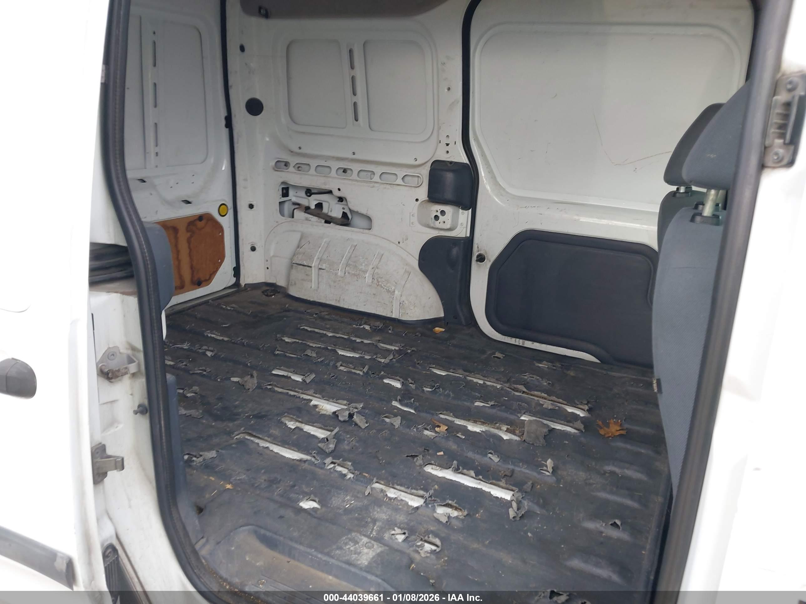 FORD TRANSIT image 8