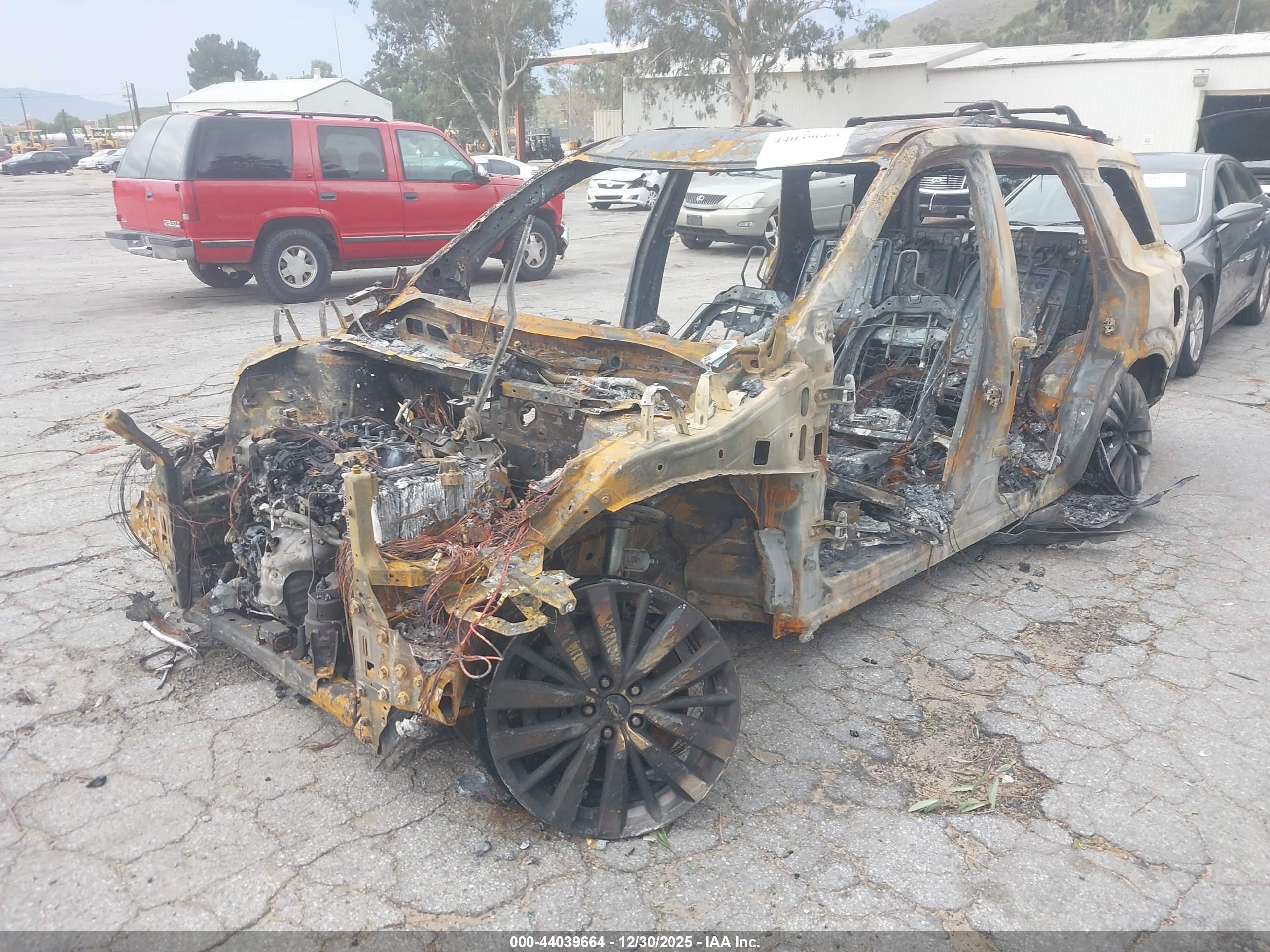 NISSAN PATHFINDER image 2