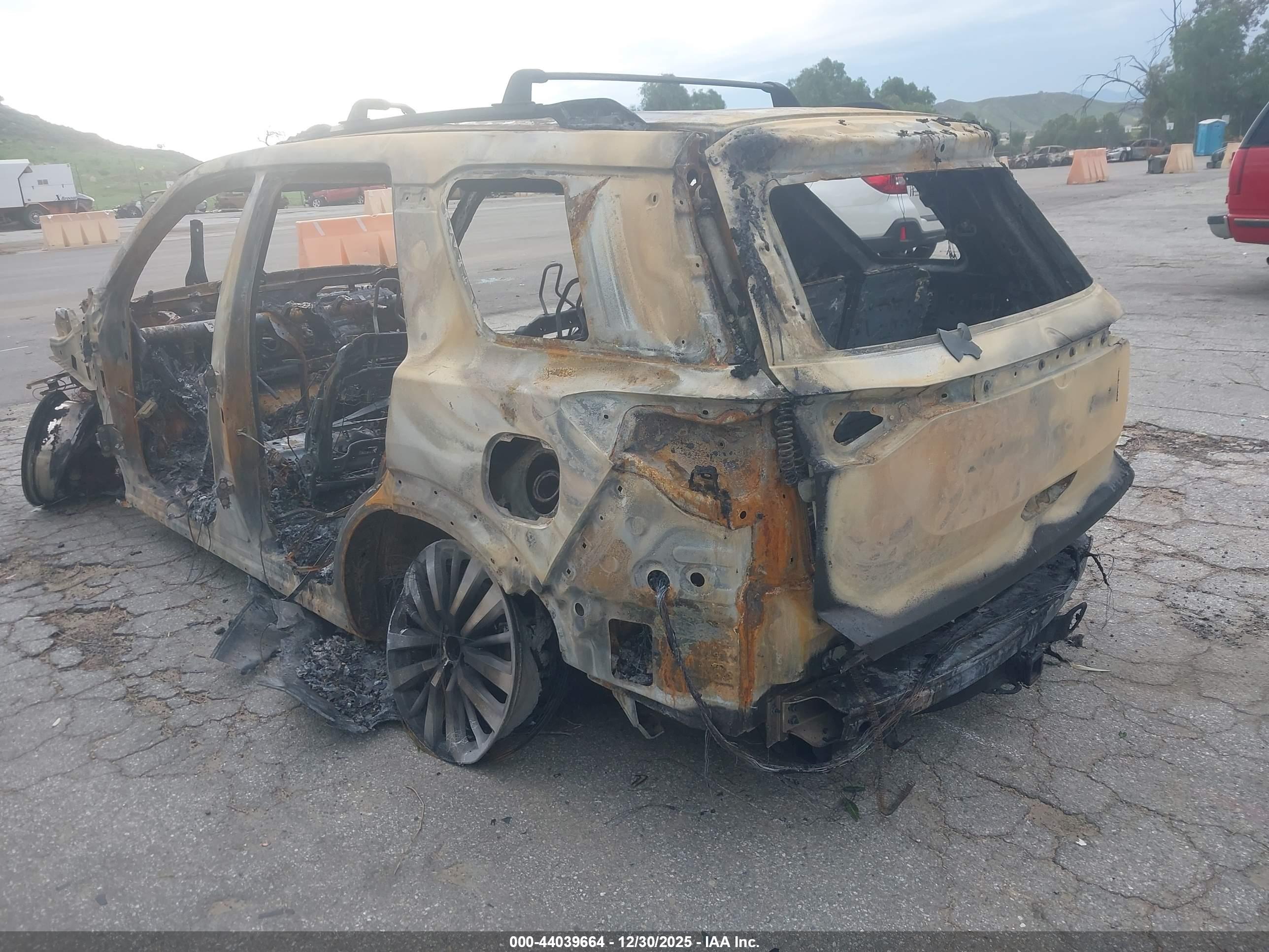 NISSAN PATHFINDER image 3