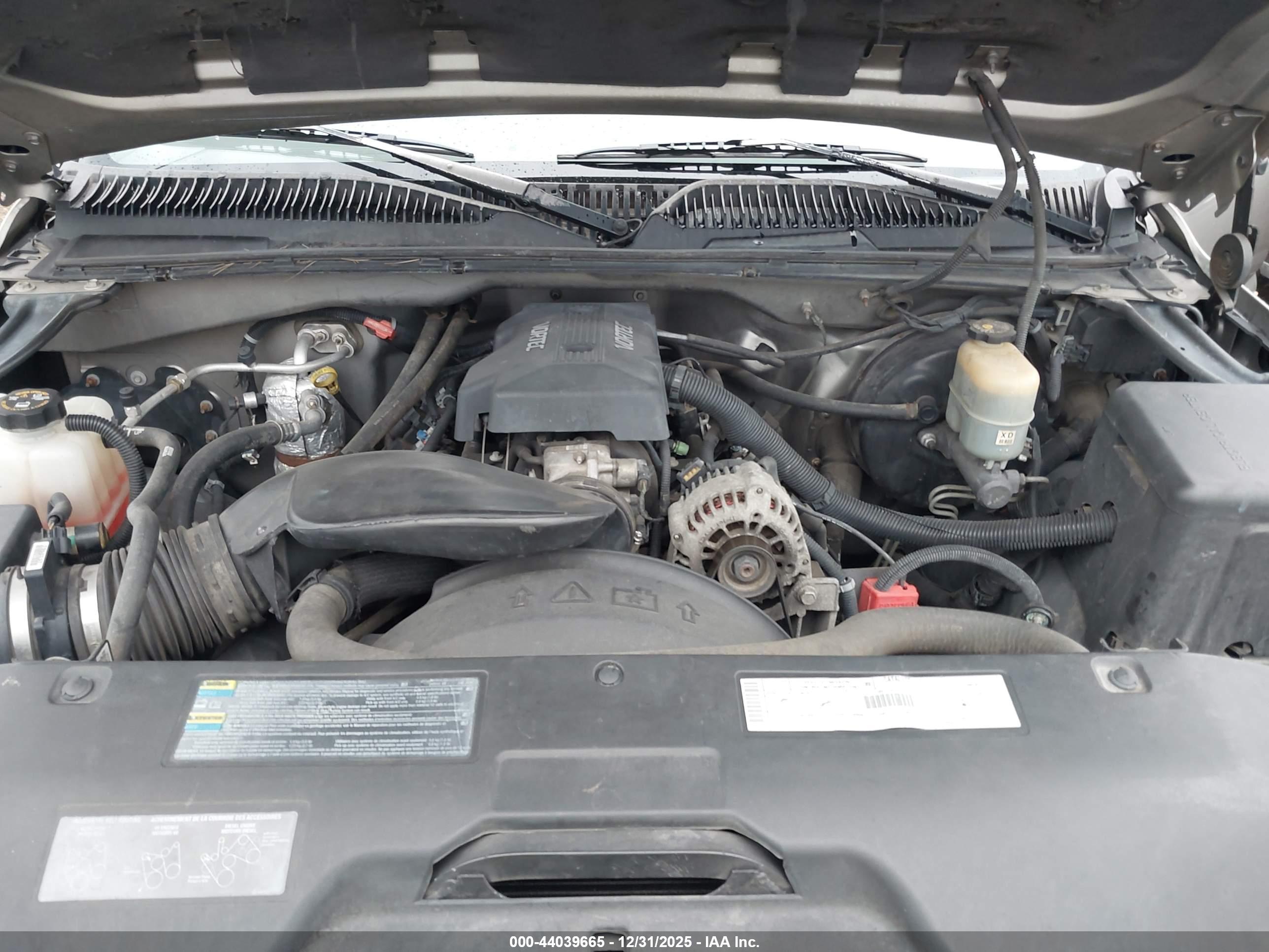 CHEVROLET SILVERADO image 10
