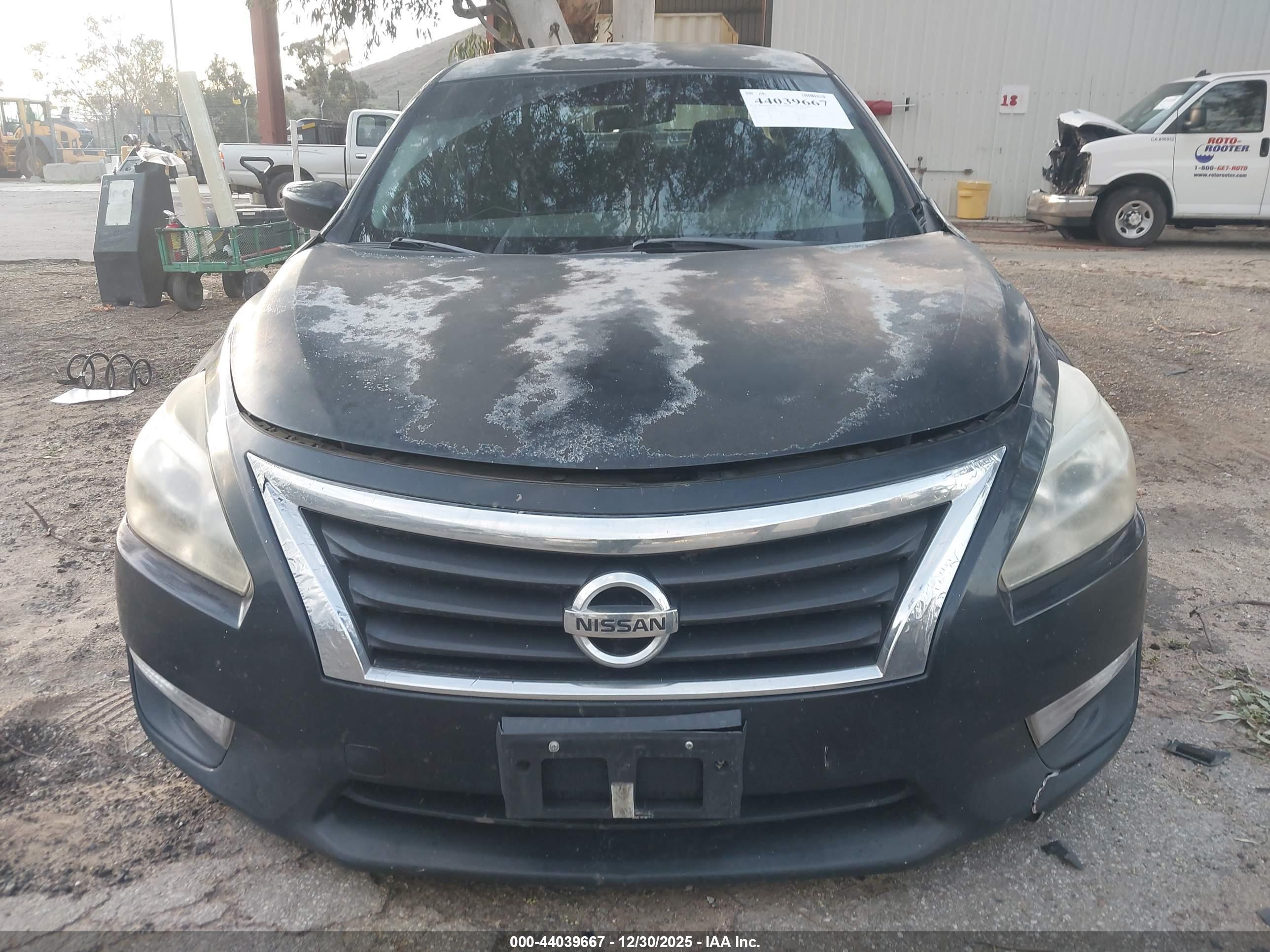 NISSAN ALTIMA image 6