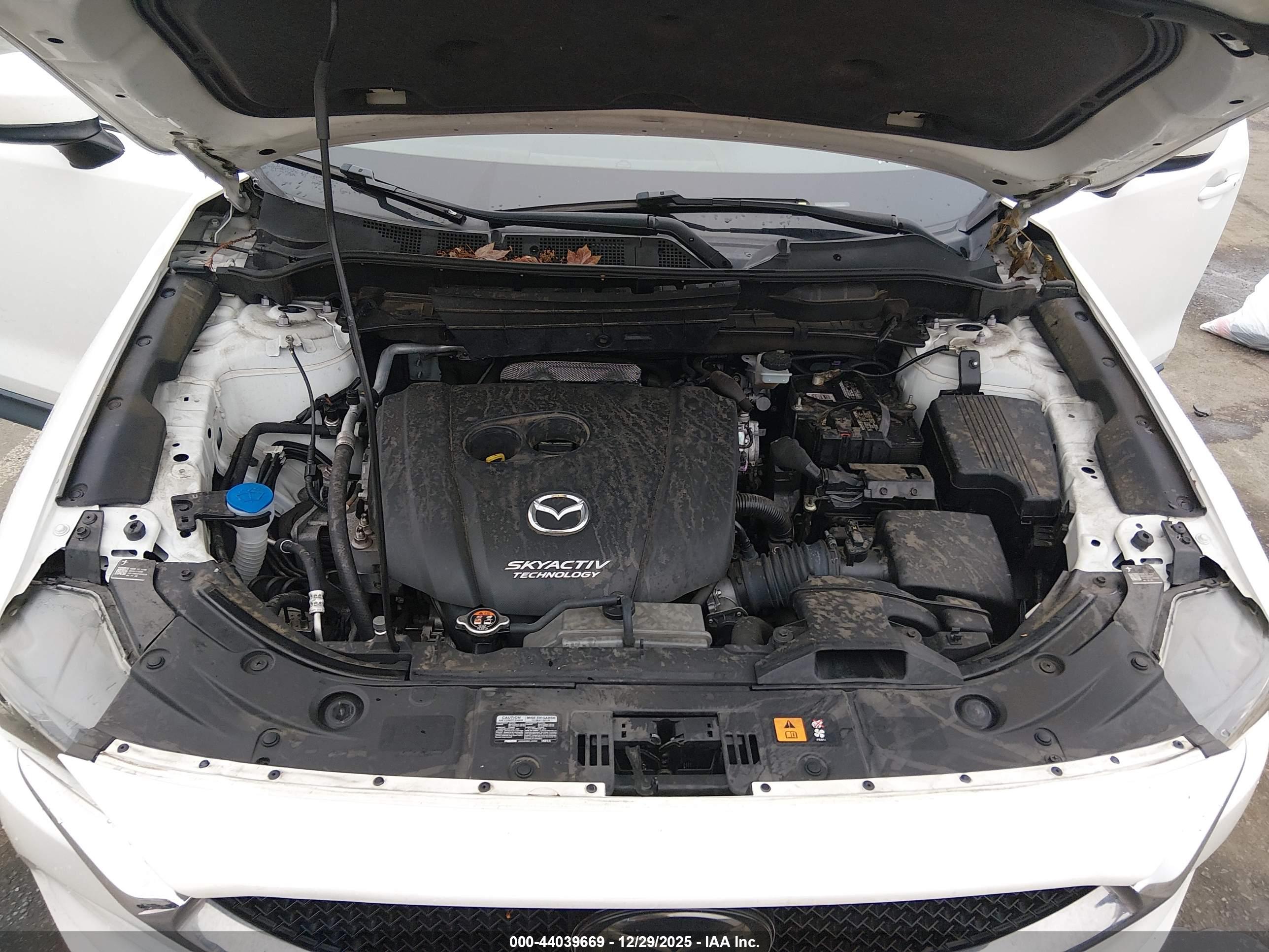 MAZDA CX-5 image 10