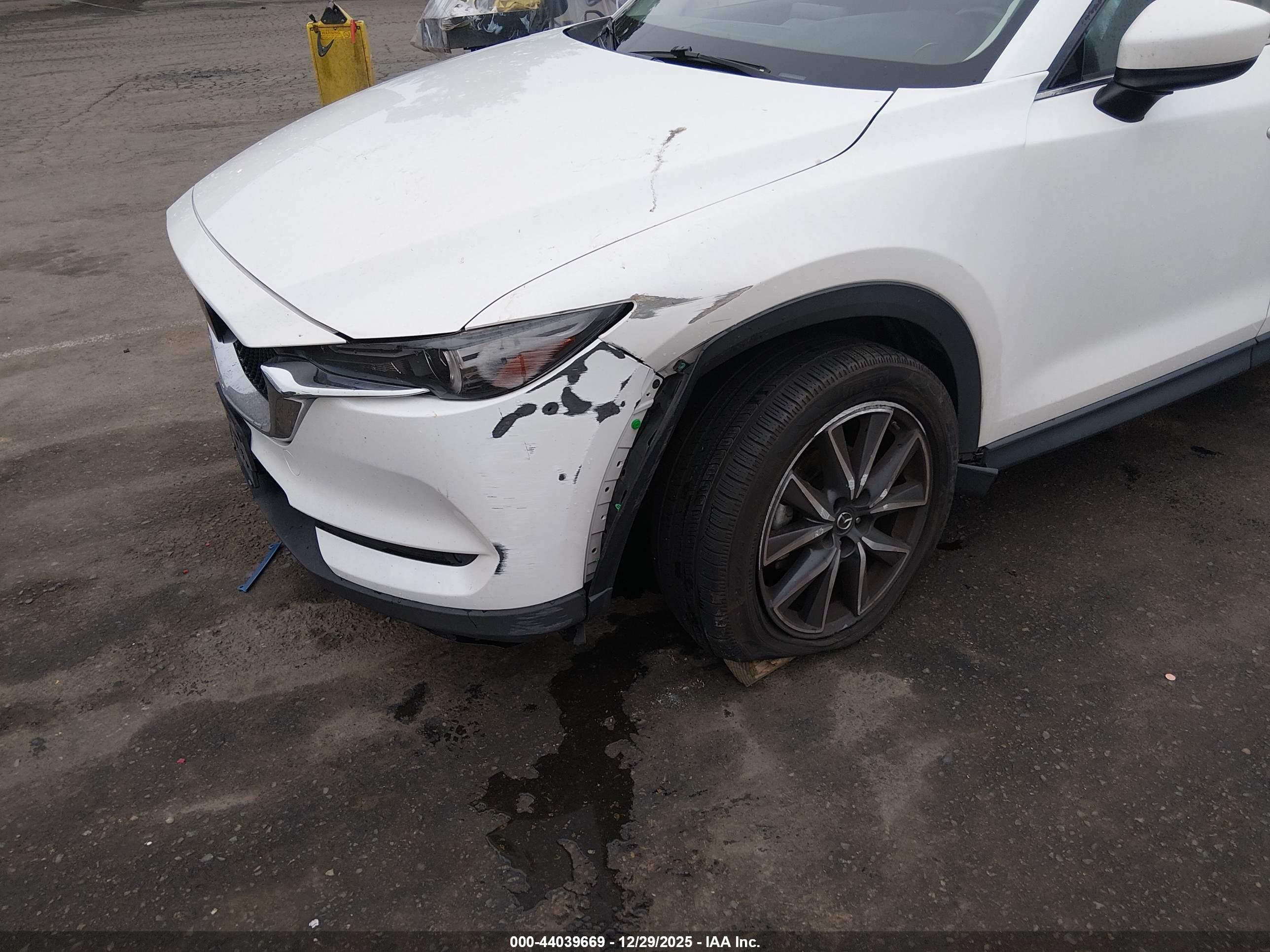 MAZDA CX-5 image 6