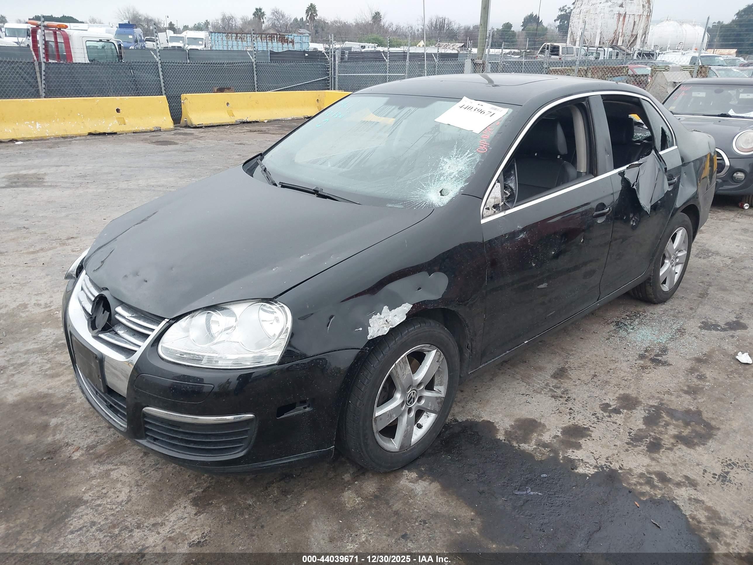 VOLKSWAGEN JETTA image 2