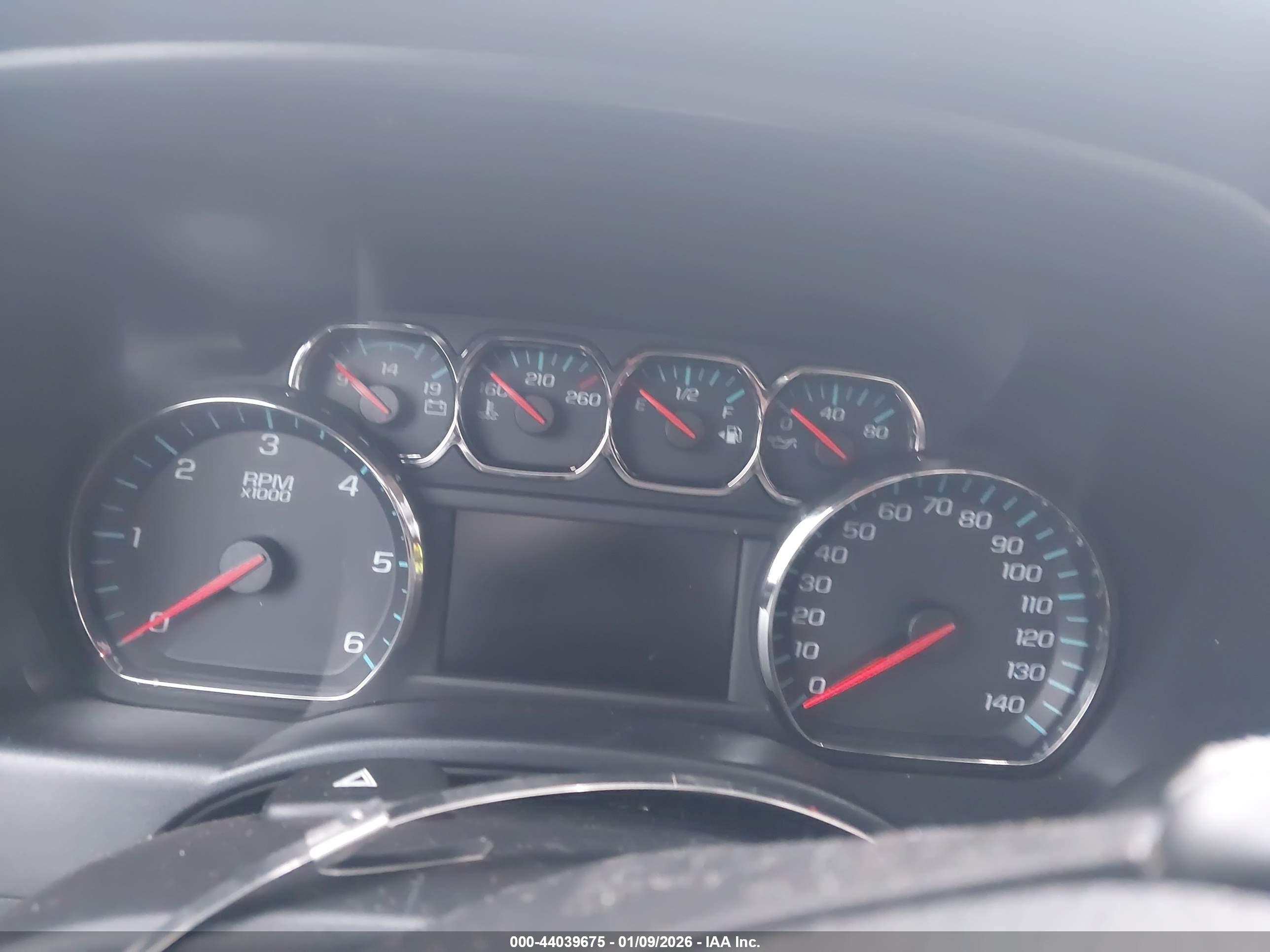 CHEVROLET SILVERADO image 7