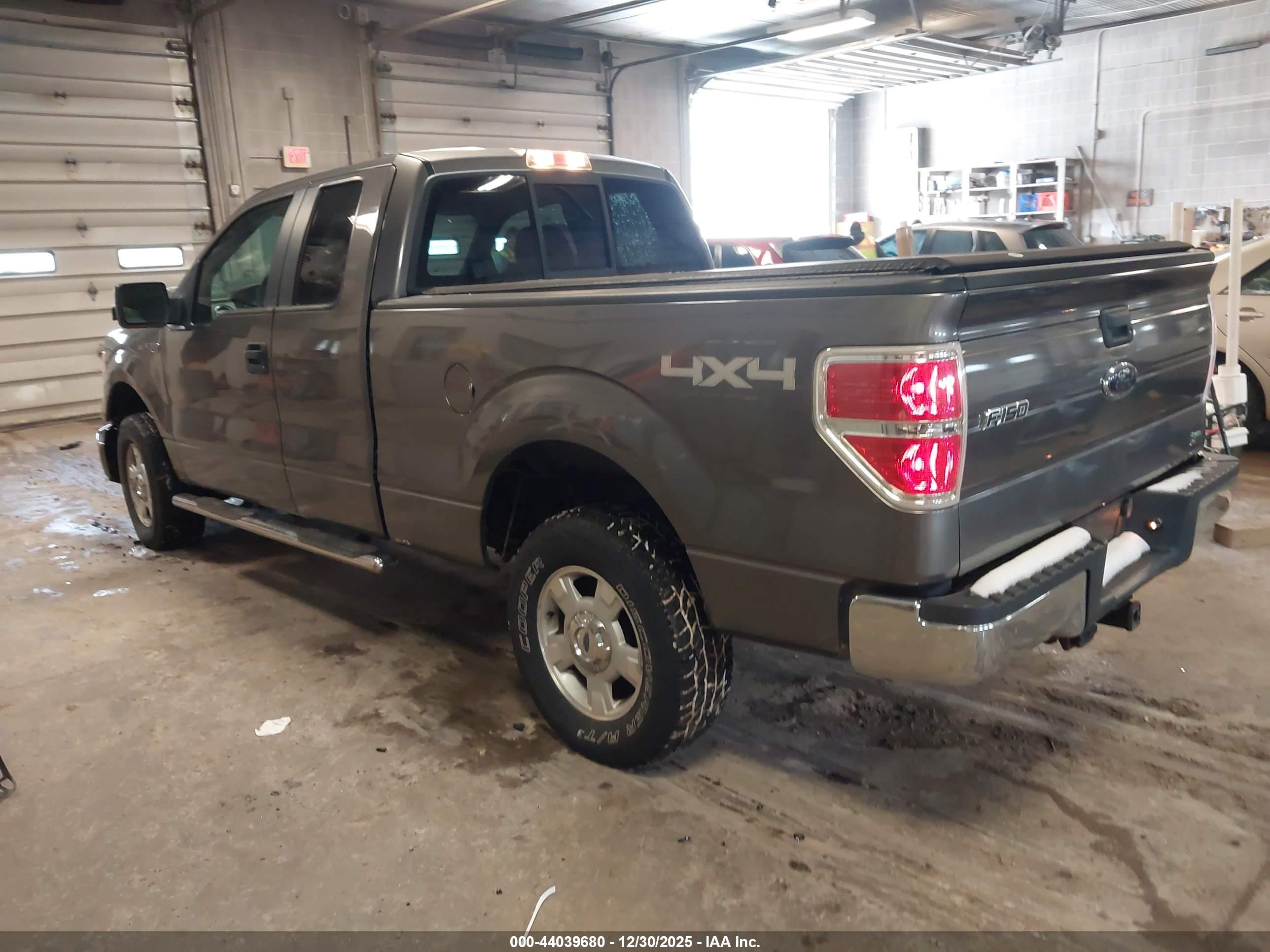 FORD F-150 image 3