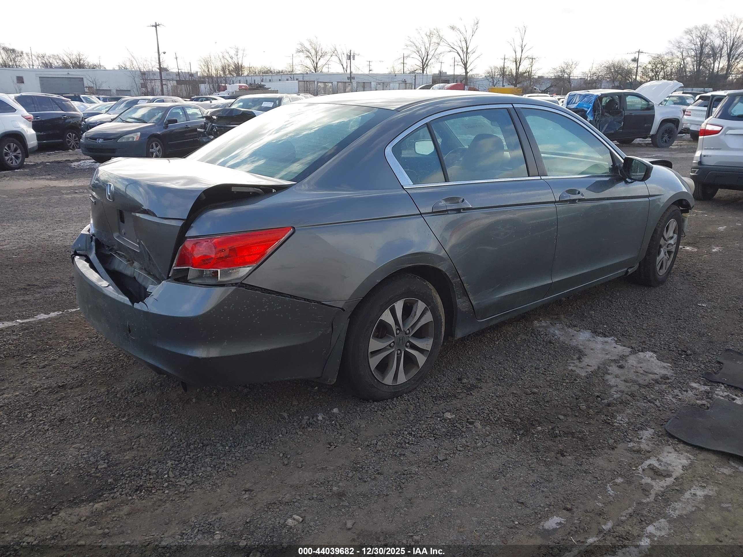 HONDA ACCORD image 4