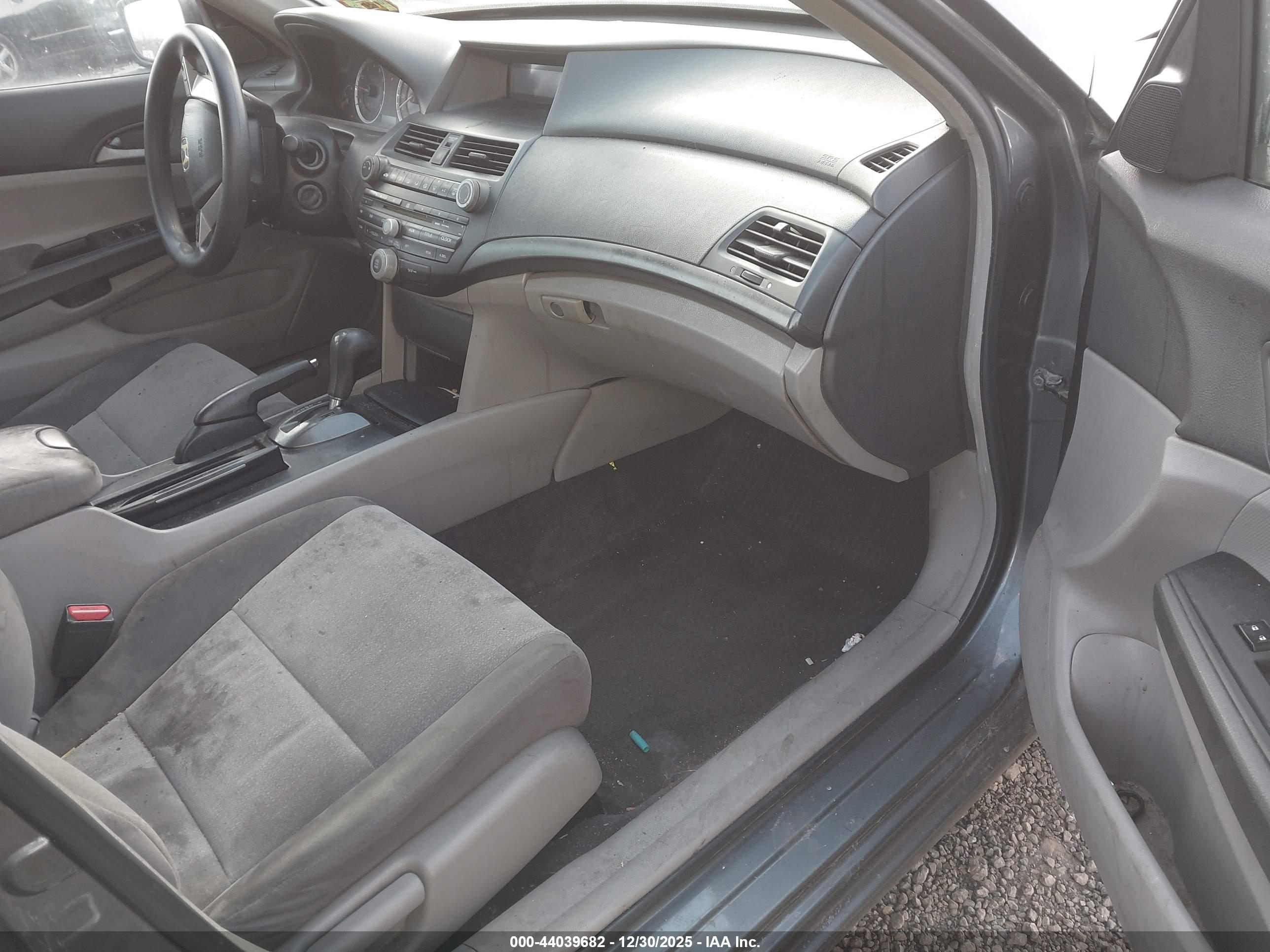 HONDA ACCORD image 5