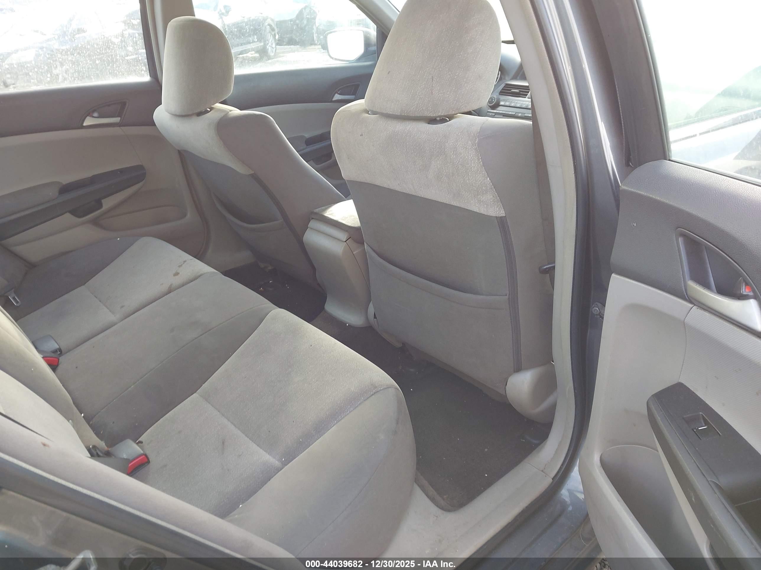 HONDA ACCORD image 8