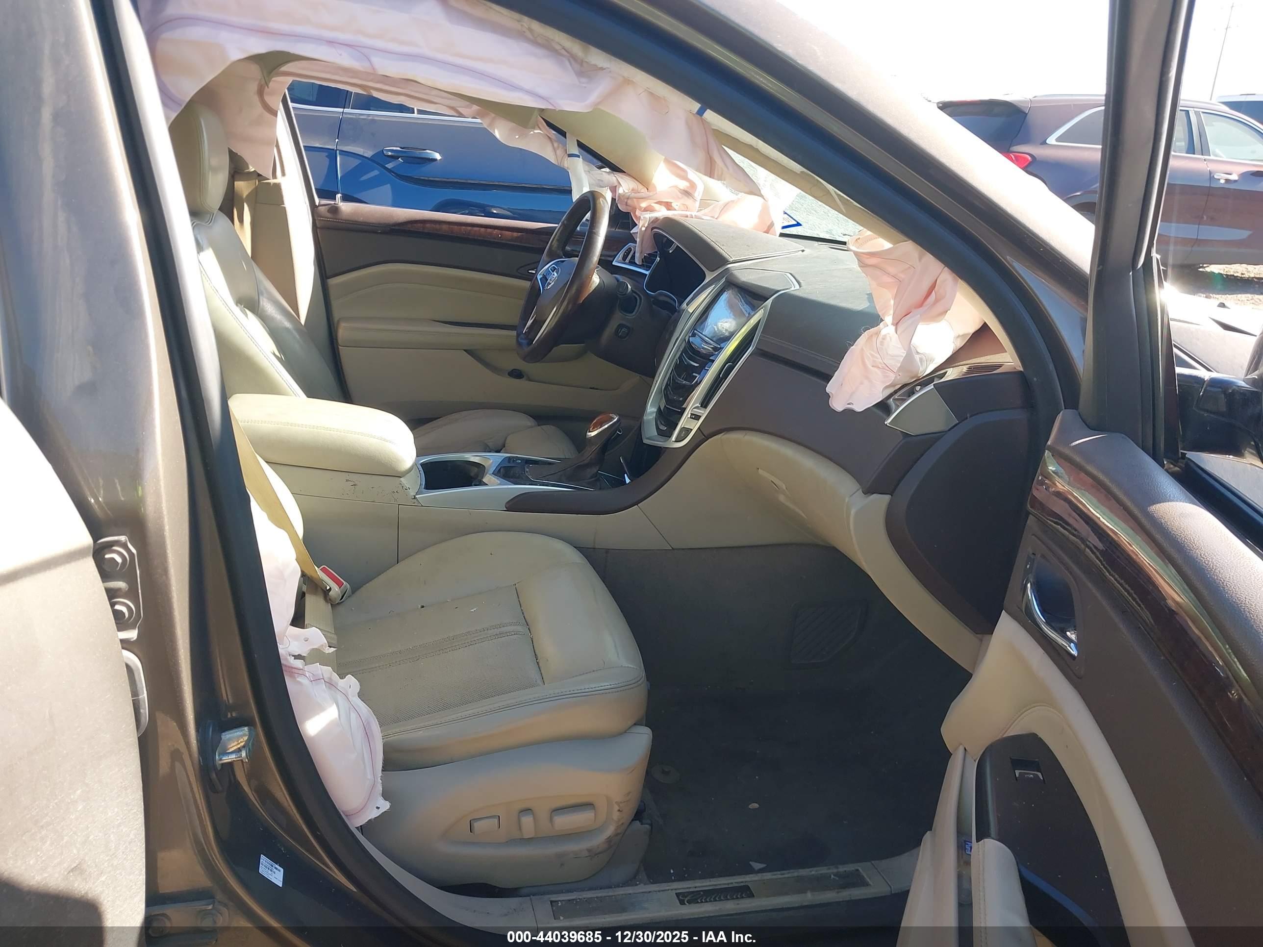 CADILLAC SRX image 5