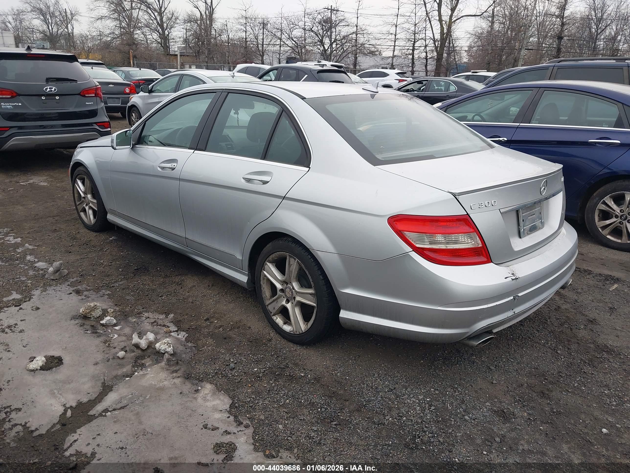 MERCEDES-BENZ C image 3