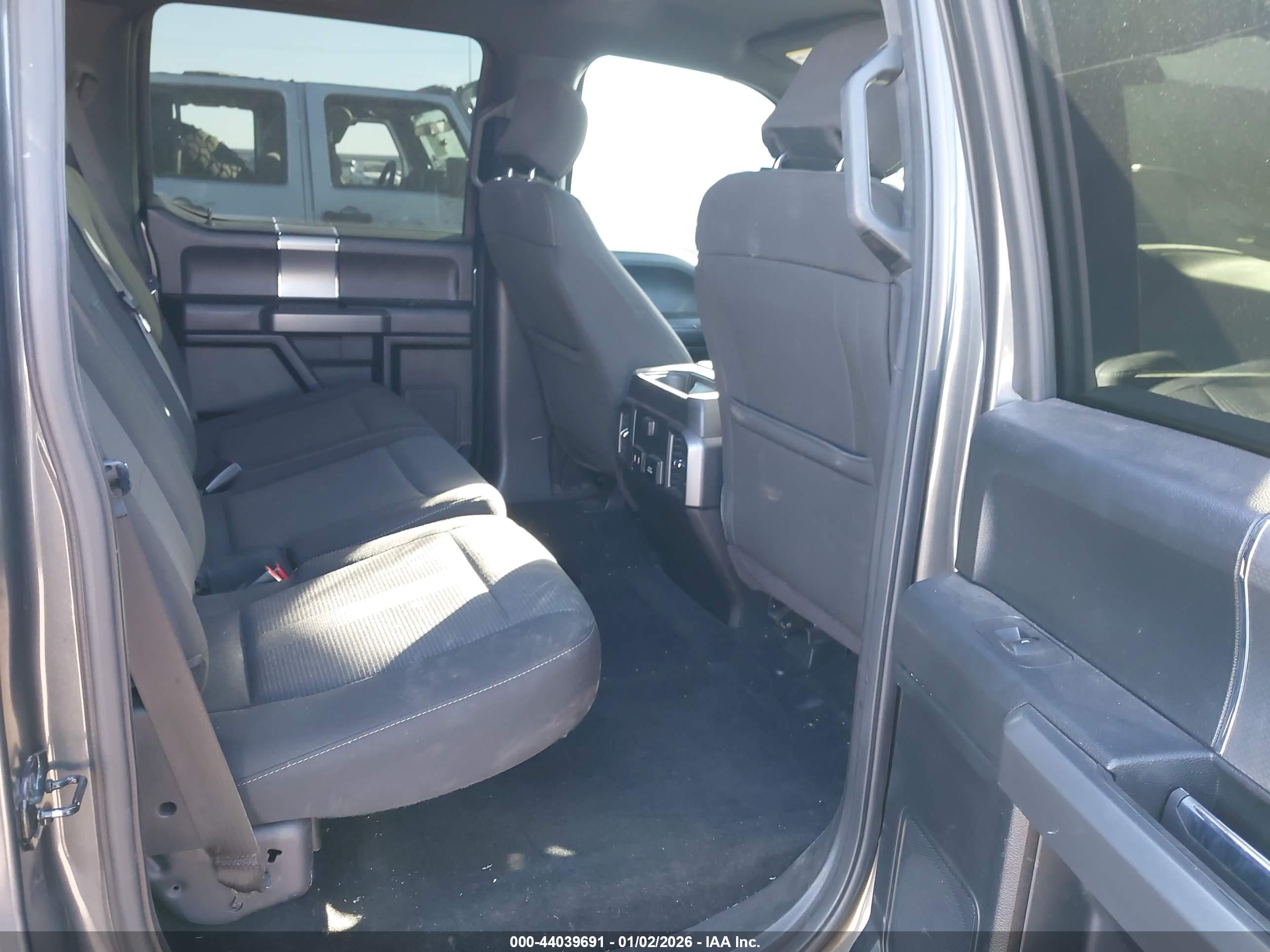 FORD F-150 image 8