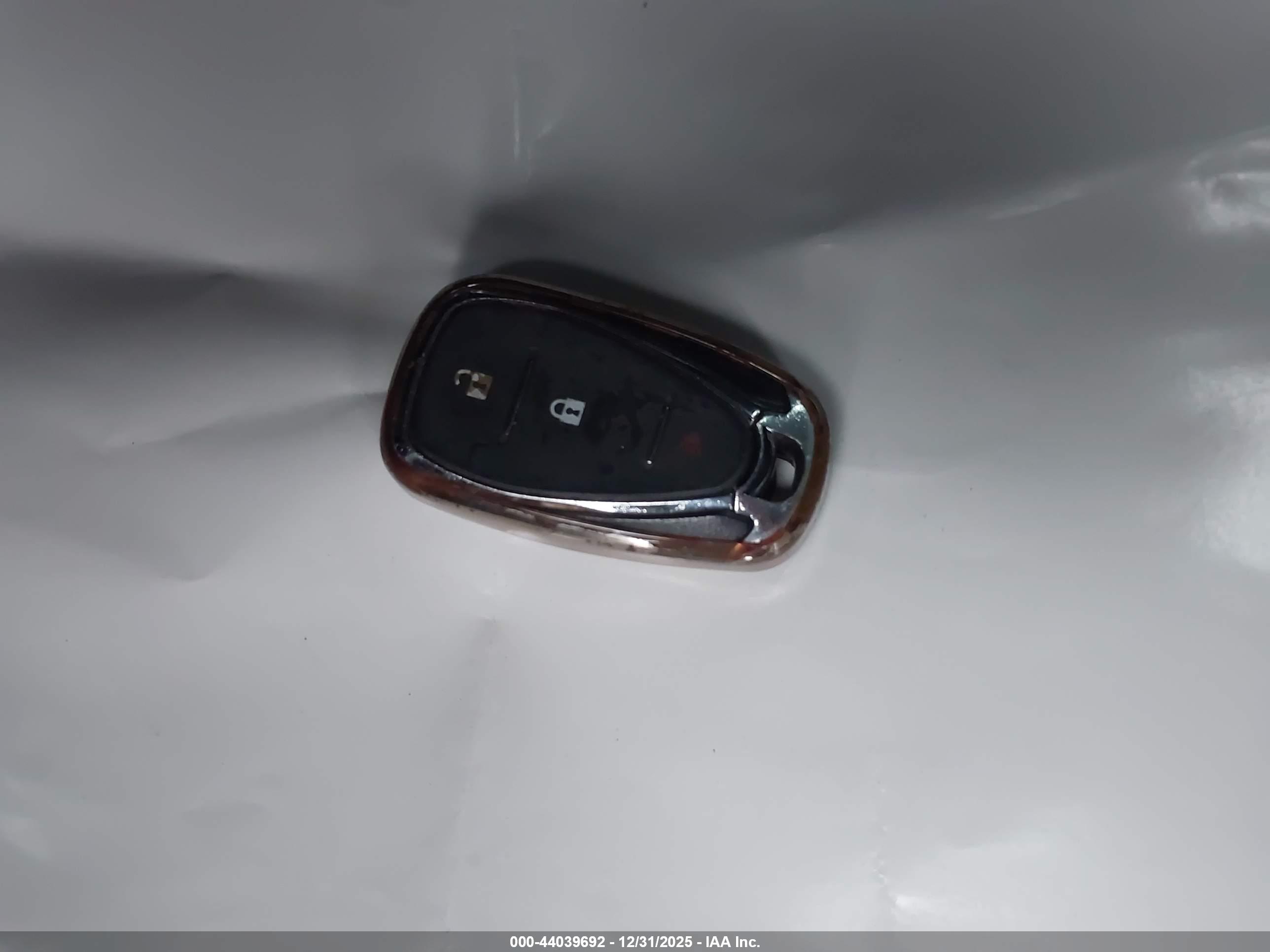 CHEVROLET TRAVERSE image 11