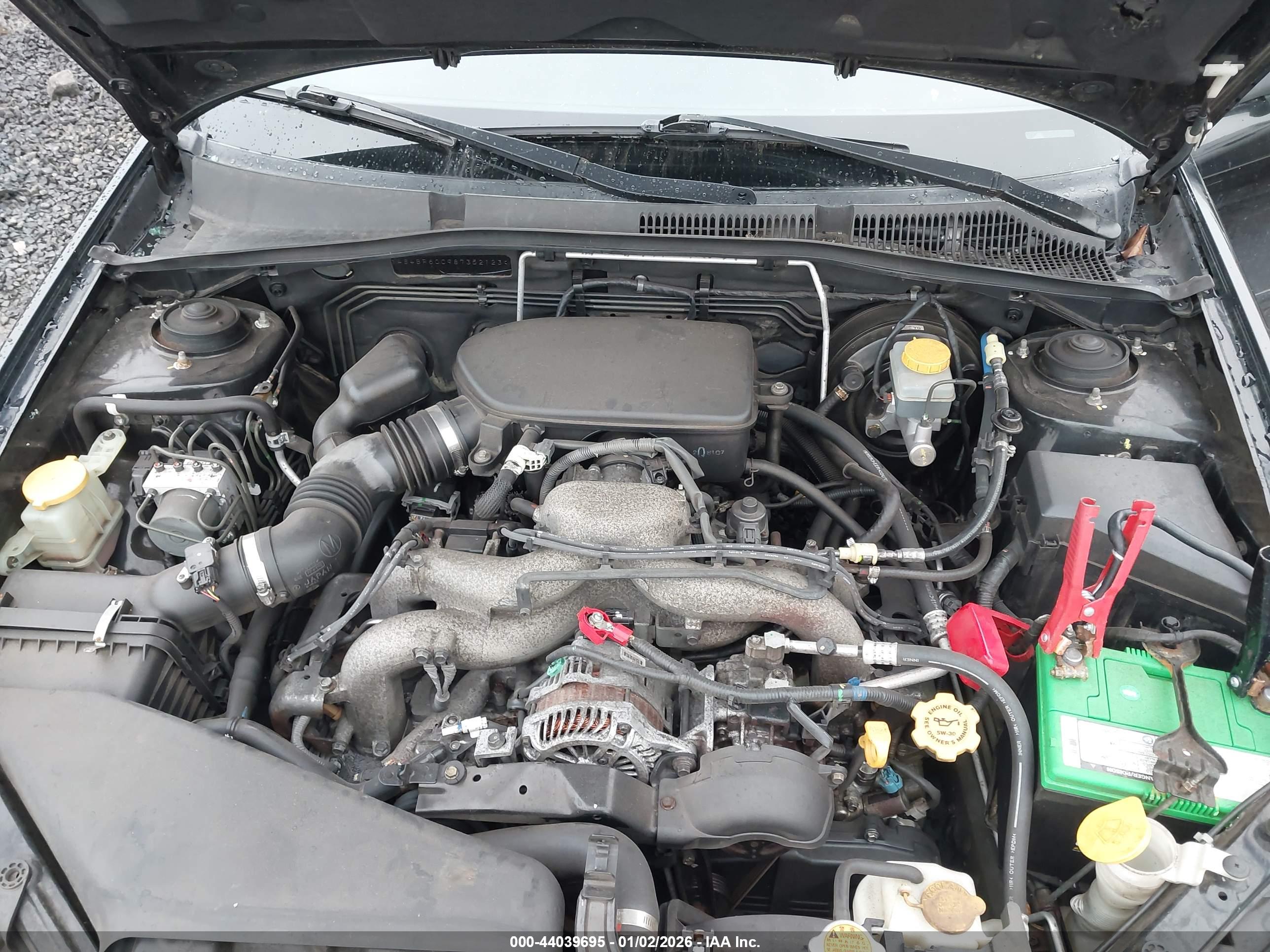 SUBARU OUTBACK image 10