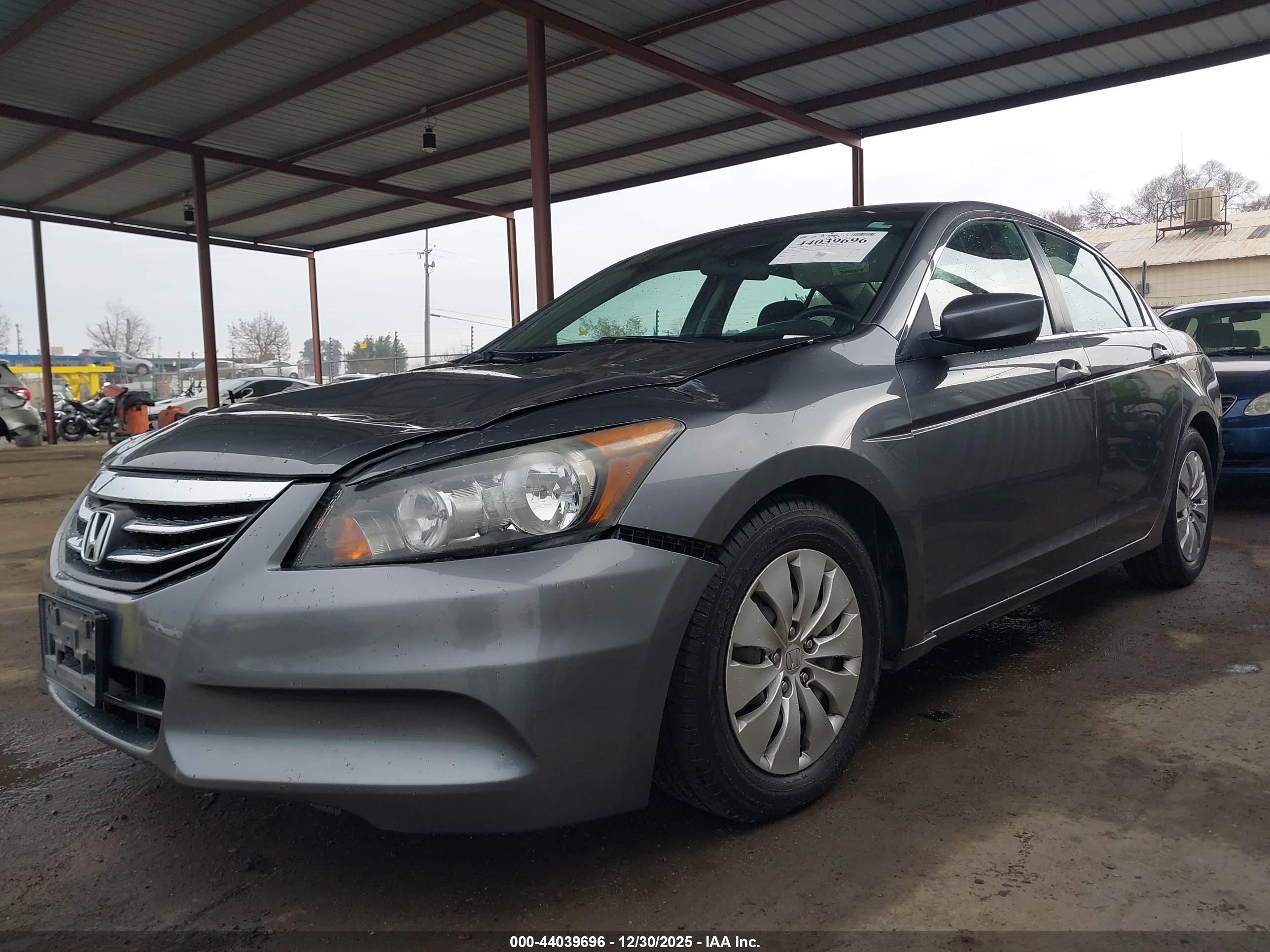 HONDA ACCORD image 2