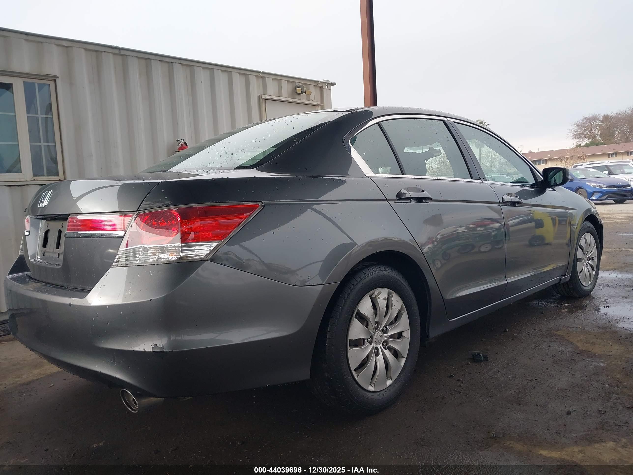 HONDA ACCORD image 4